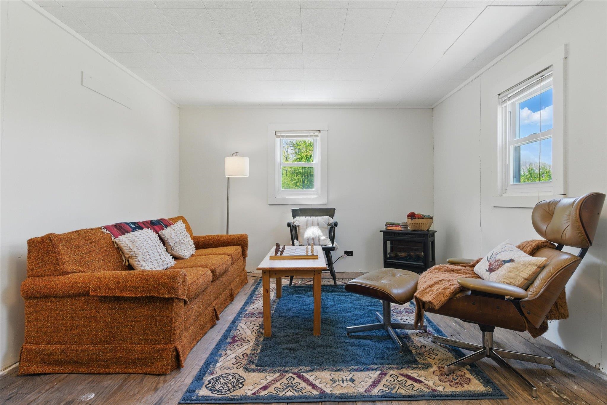 180 Straight Road Property Photo 12