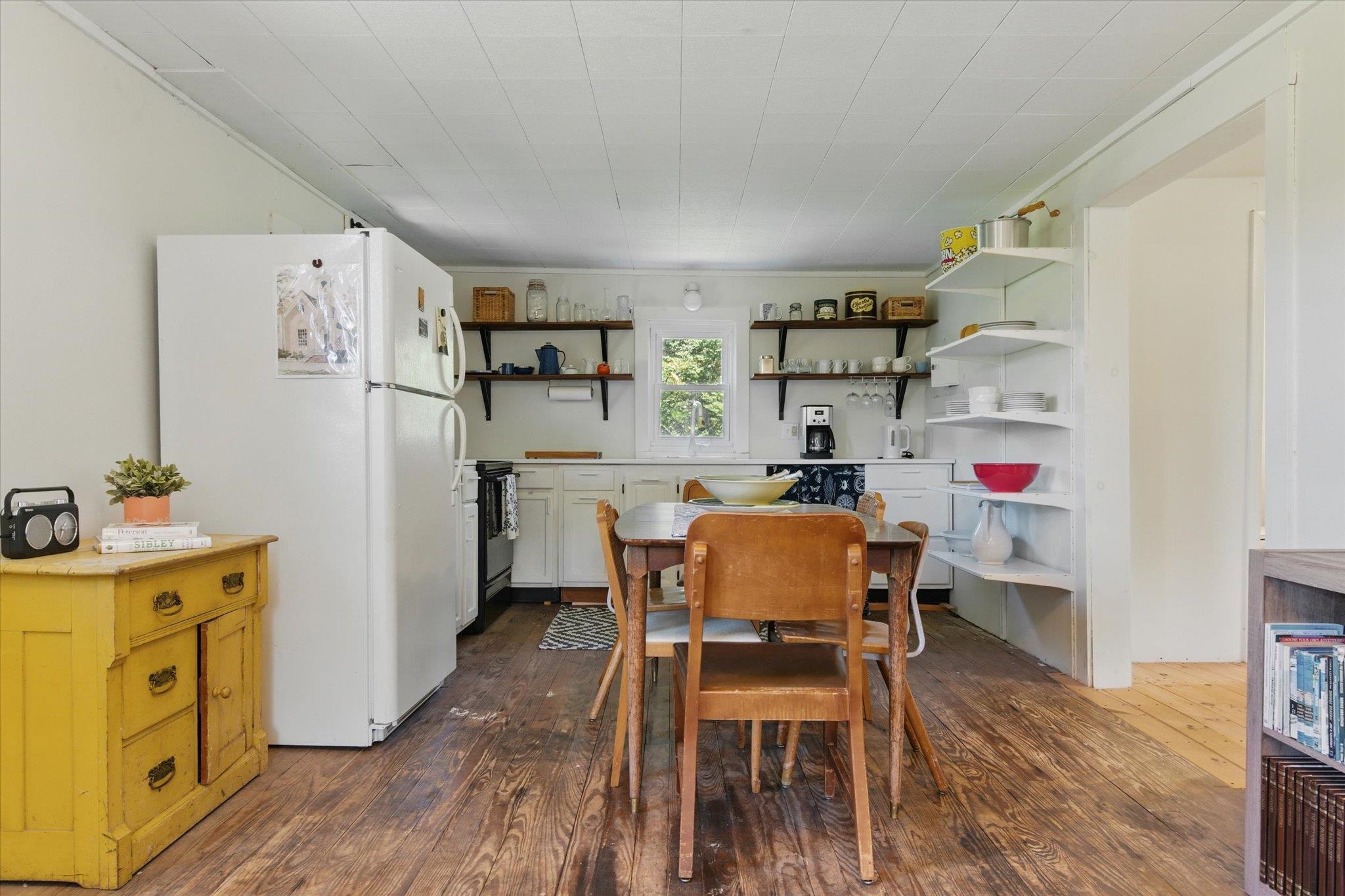 180 Straight Road Property Photo 14