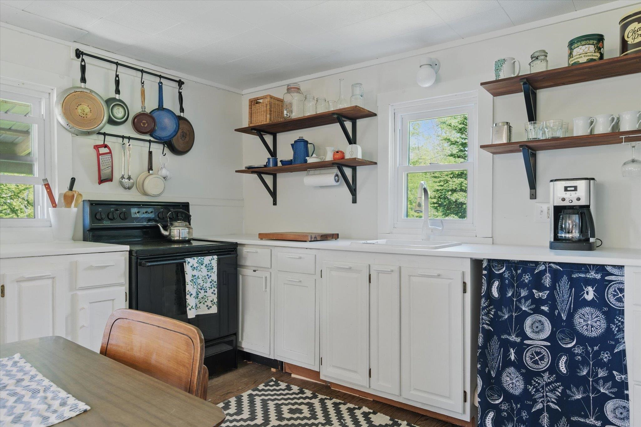 180 Straight Road Property Photo 15