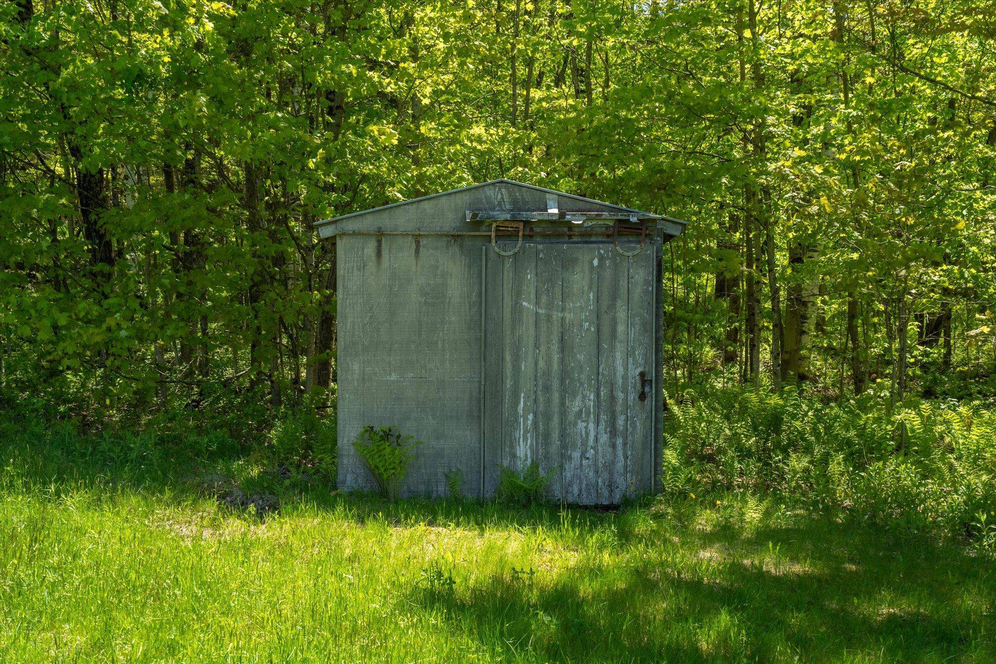 180 Straight Road Property Photo 32