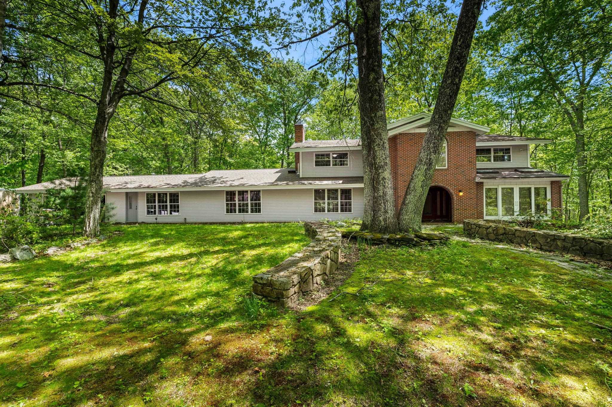28 Olde Lantern Road Property Photo 1