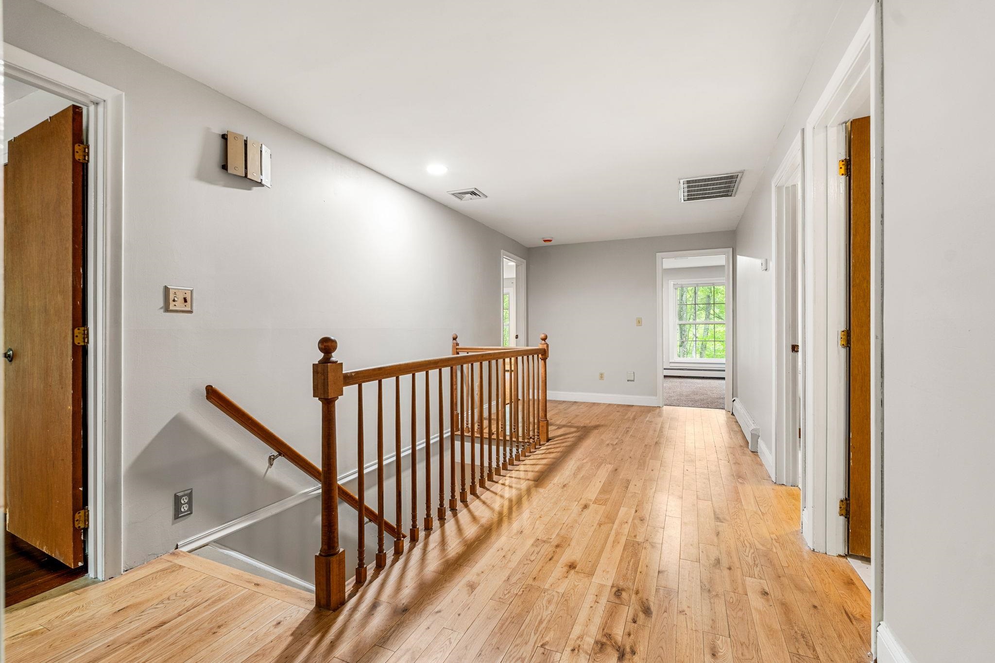 28 Olde Lantern Road Property Photo 18