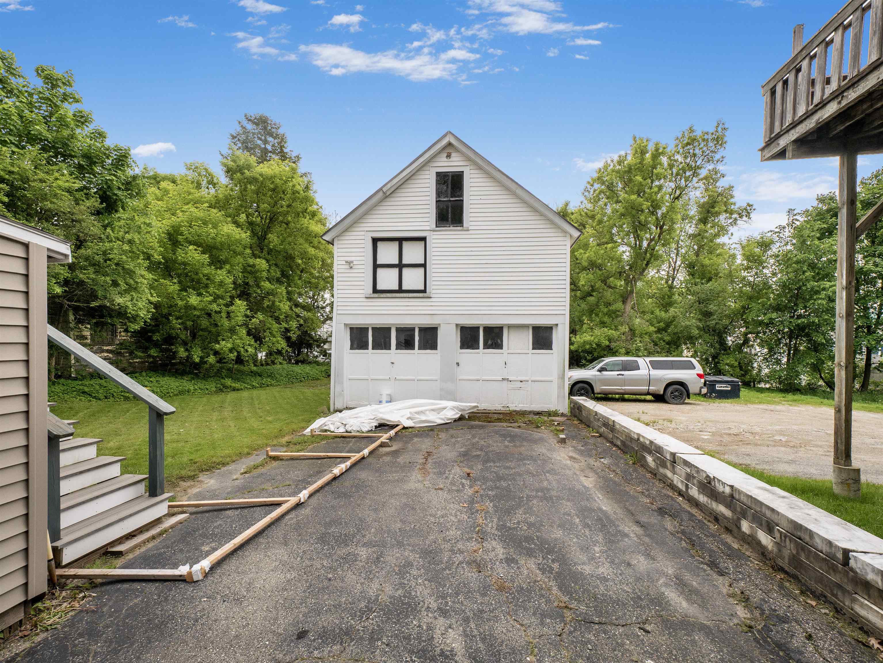 14 Madison Street Property Photo 3