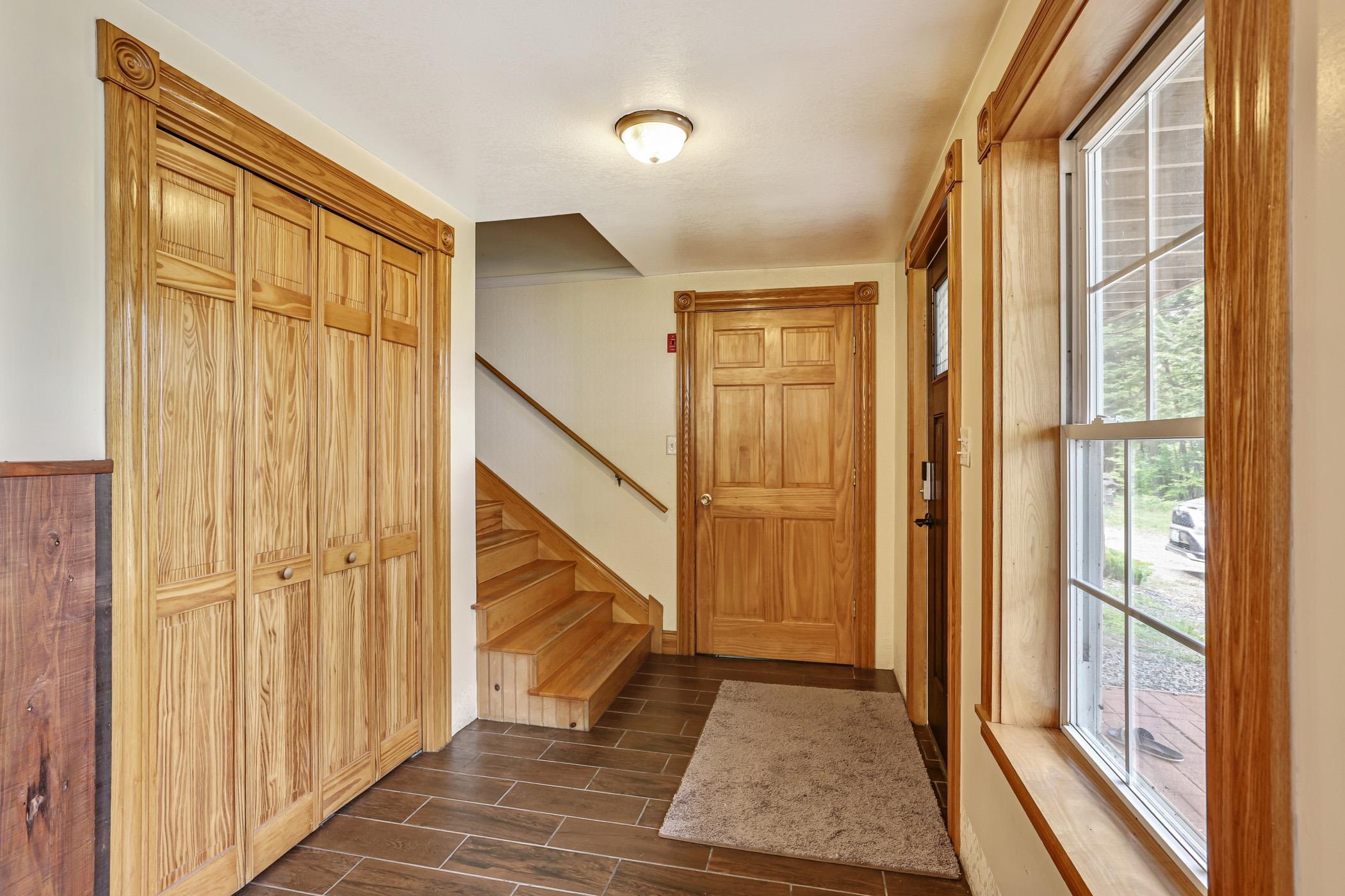 1619 Duck Pond Road Property Photo 9