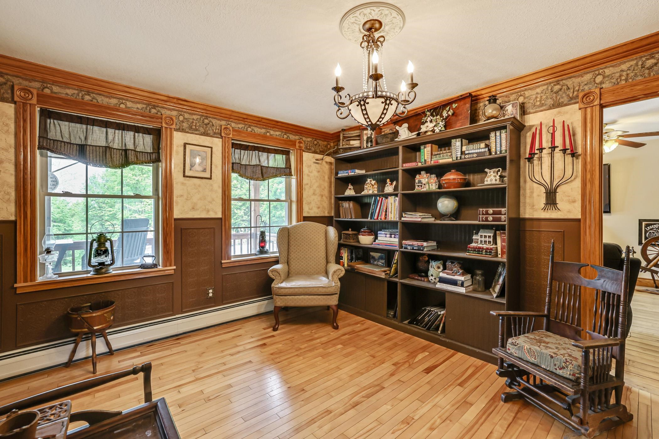 1619 Duck Pond Road Property Photo 10