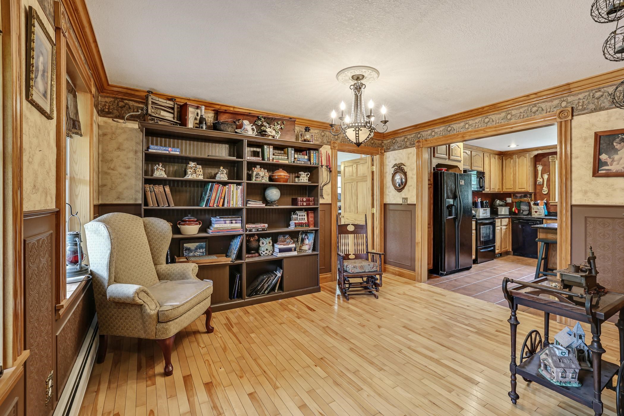 1619 Duck Pond Road Property Photo 13