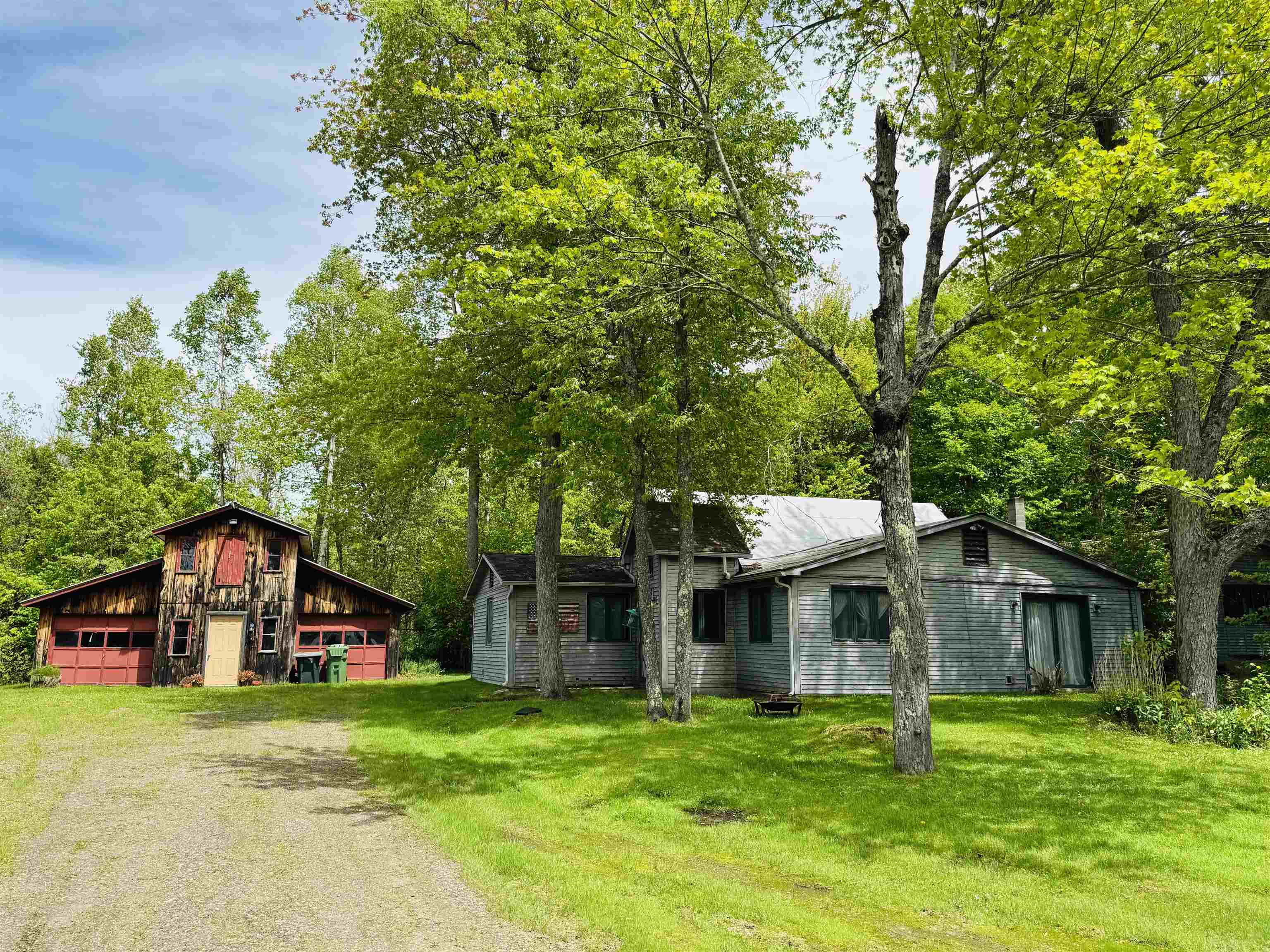 611 4-h Road Property Photo 1