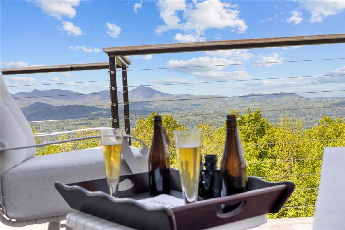 1097 Taber Ridge Road Property Photo 6