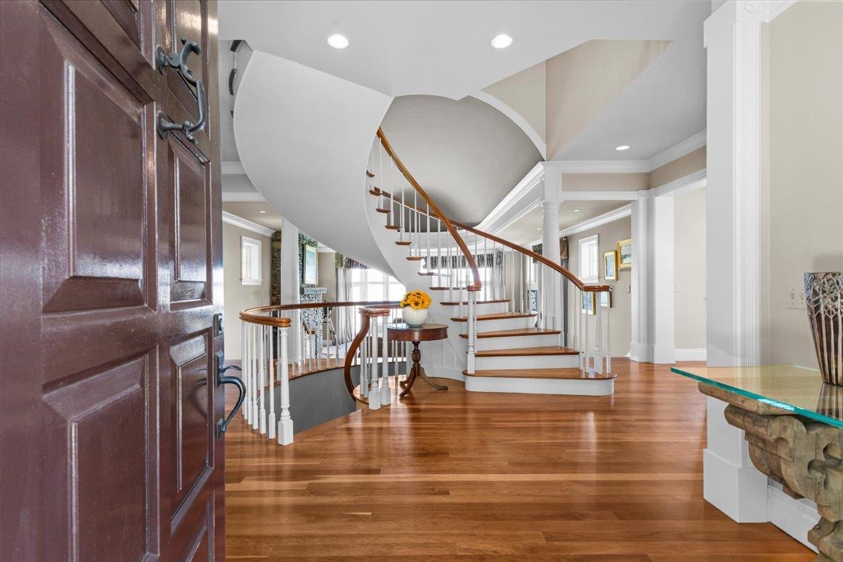 1097 Taber Ridge Road Property Photo 7