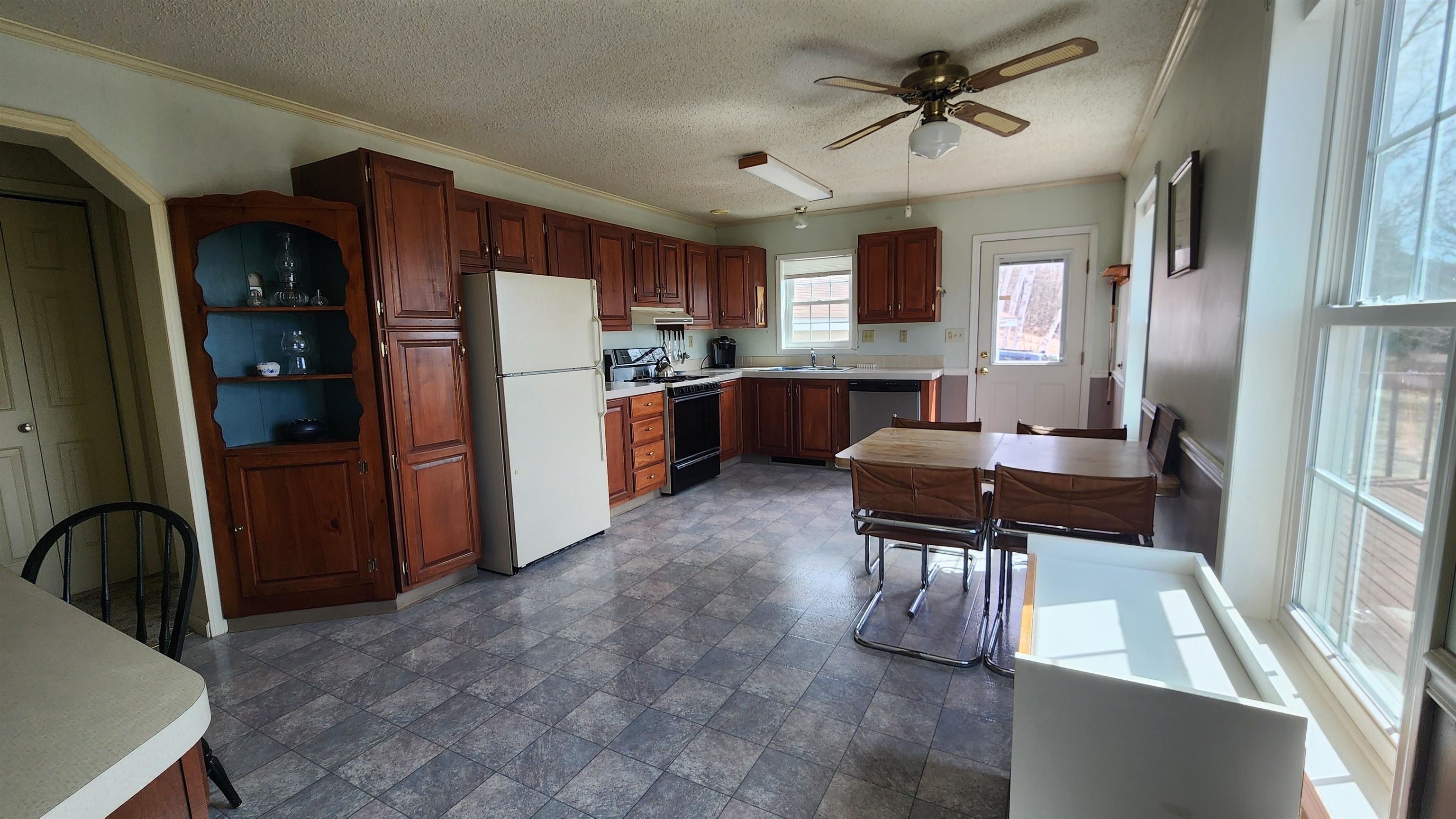 491 Farrar Road Property Photo 4