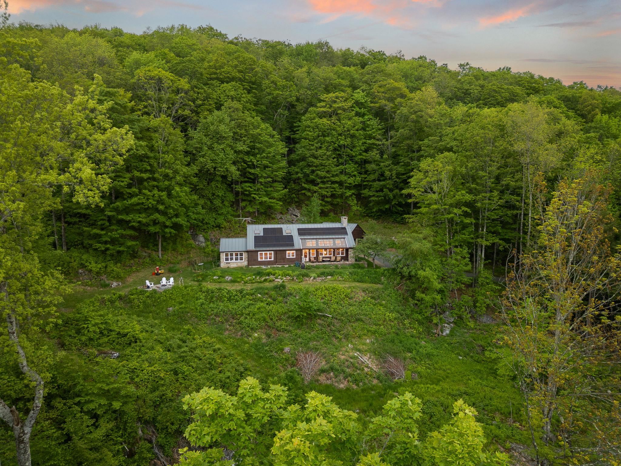 515 Shattuck Hill Road Property Photo 1