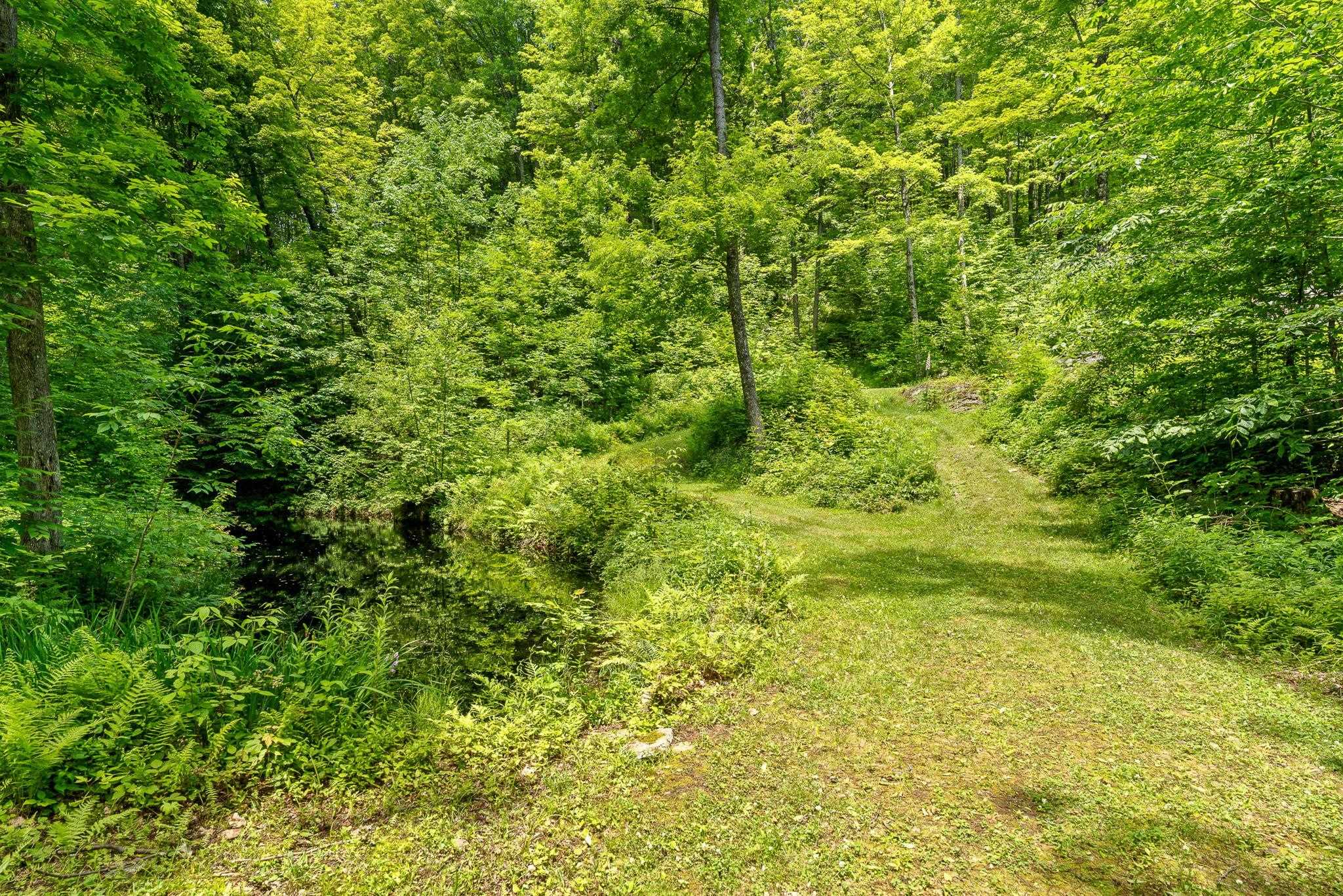 515 Shattuck Hill Road Property Photo 32