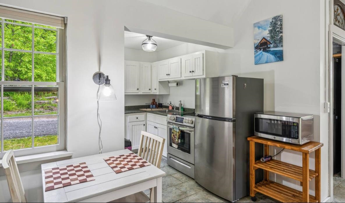 515 Shattuck Hill Road Property Photo 59