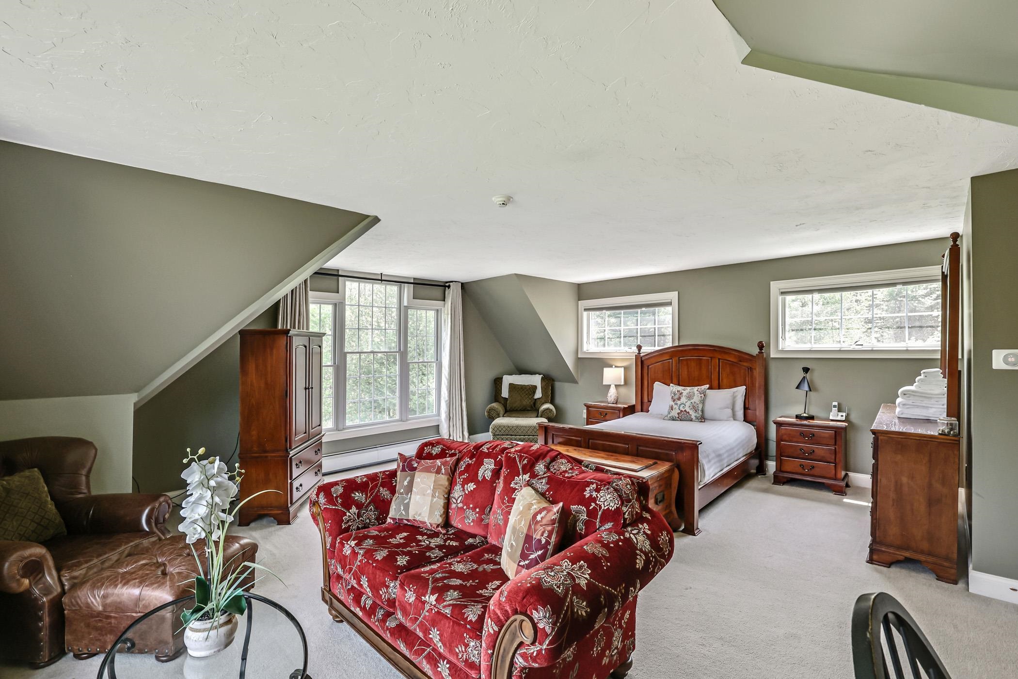 227 Cold Spring Lane Property Photo 33