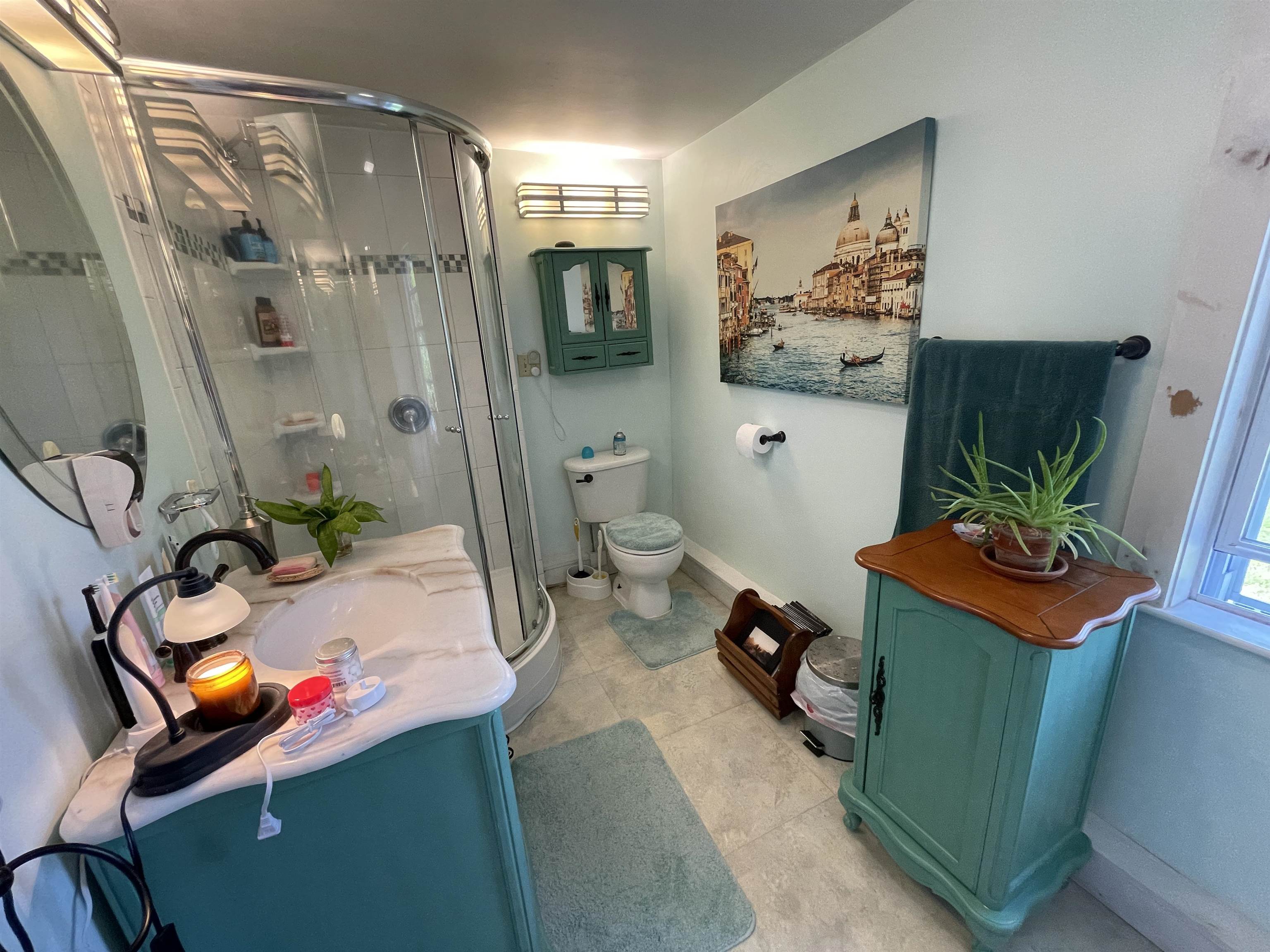 1277 Cabot Road Property Photo 7