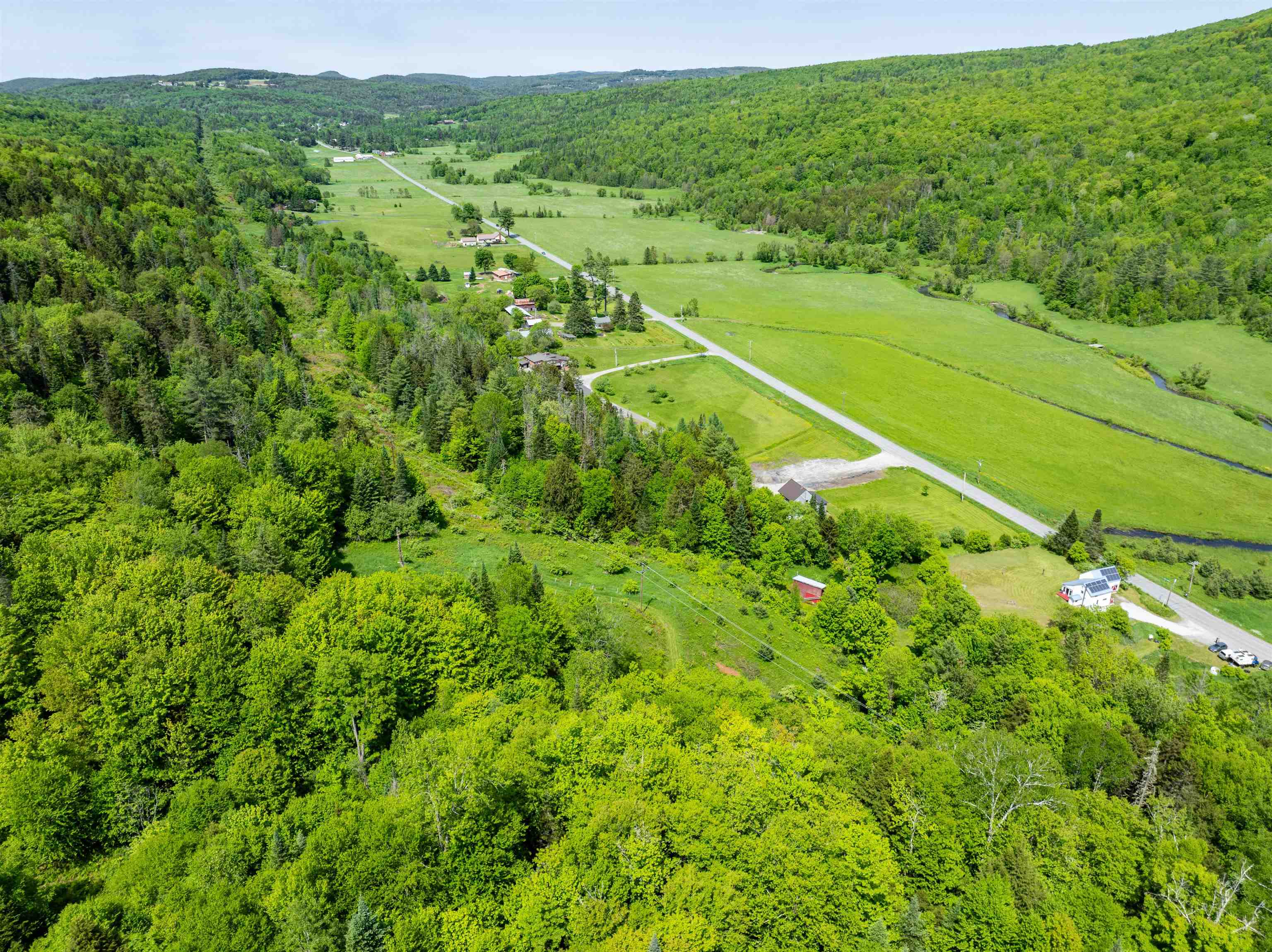 1277 Cabot Road Property Photo 14