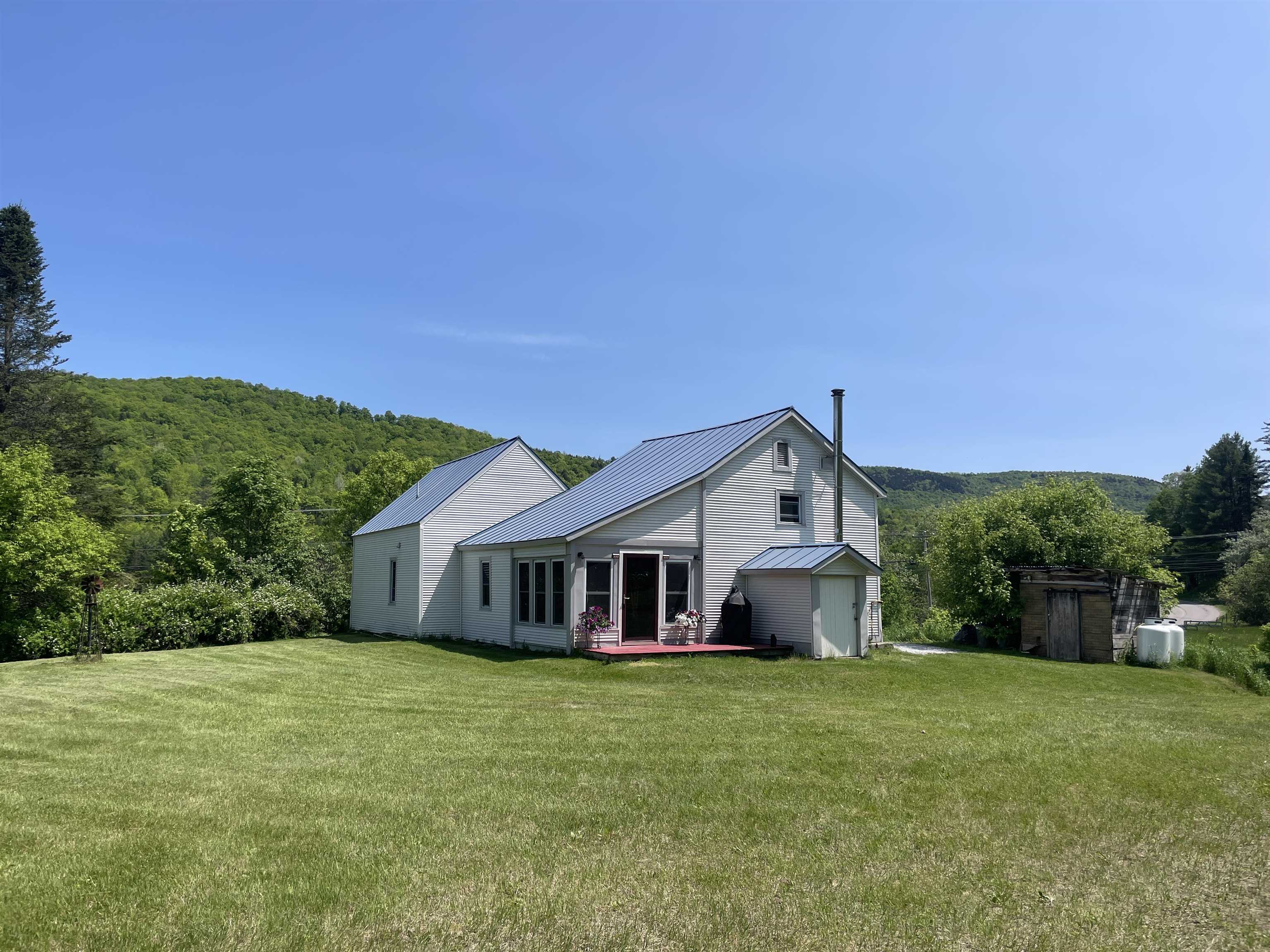 1277 Cabot Road Property Photo 20