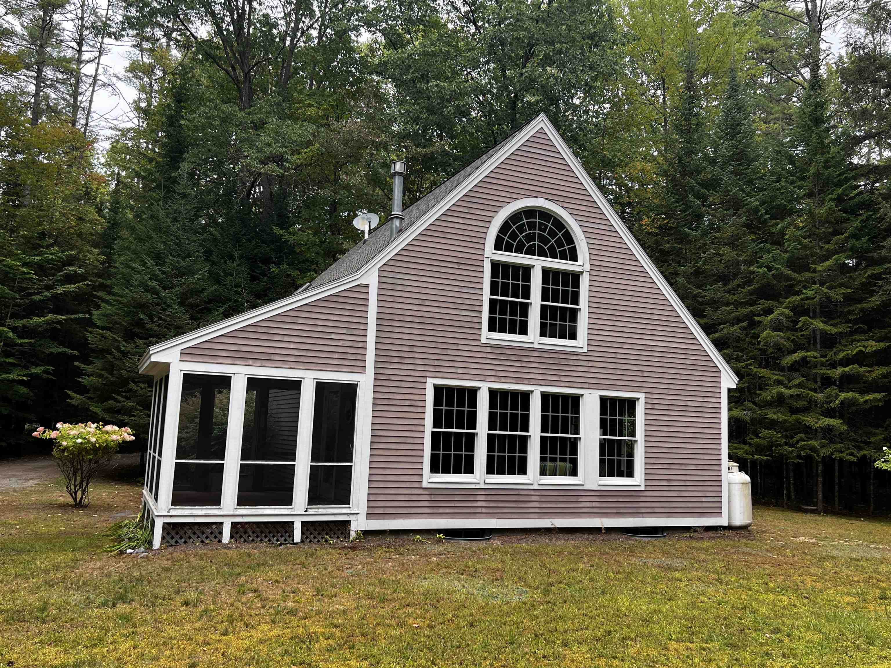 3945 Lower Waterford Road Property Photo 2