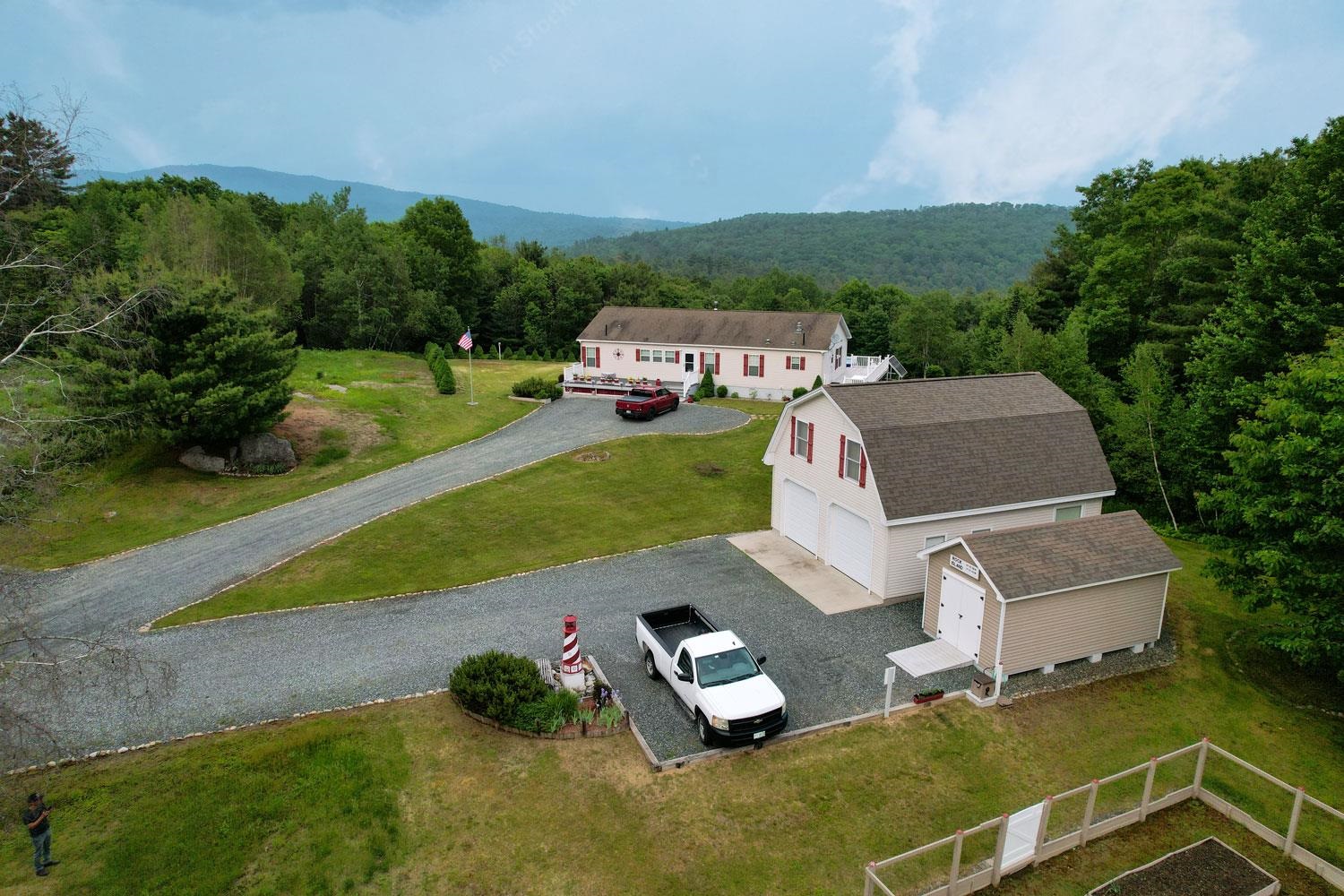 51 Hemlock Lane Property Photo 1