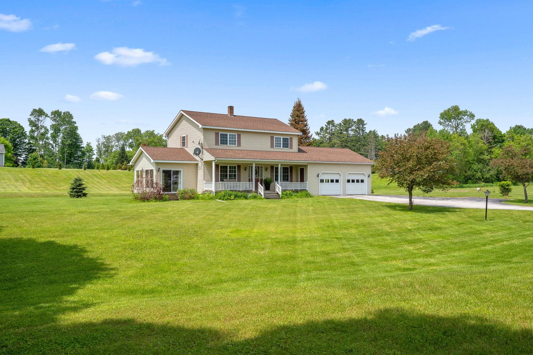 84 Tay Con Drive Property Photo 1