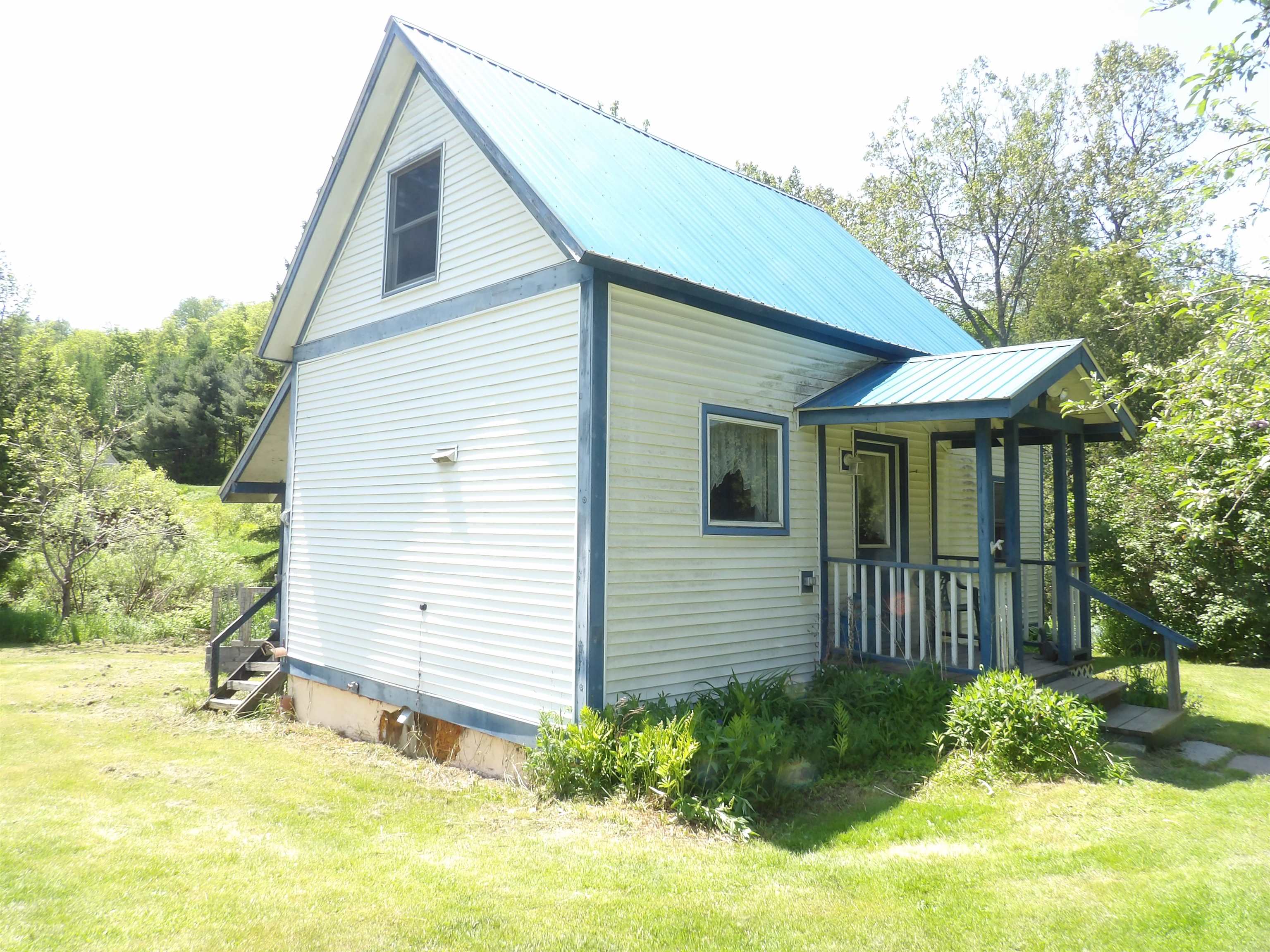 338 West Corinth Road Property Photo 2