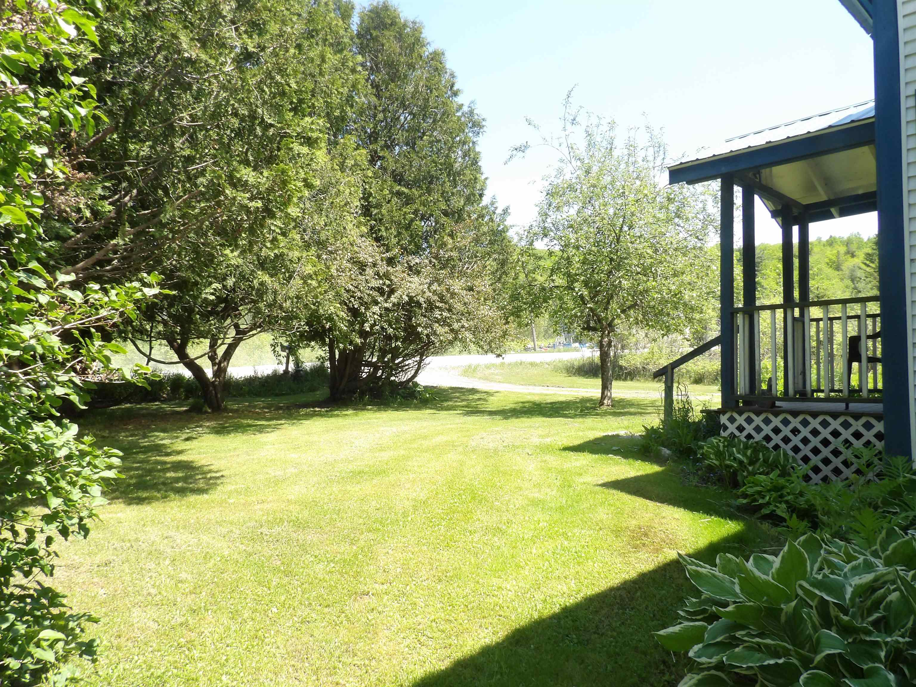 338 West Corinth Road Property Photo 4