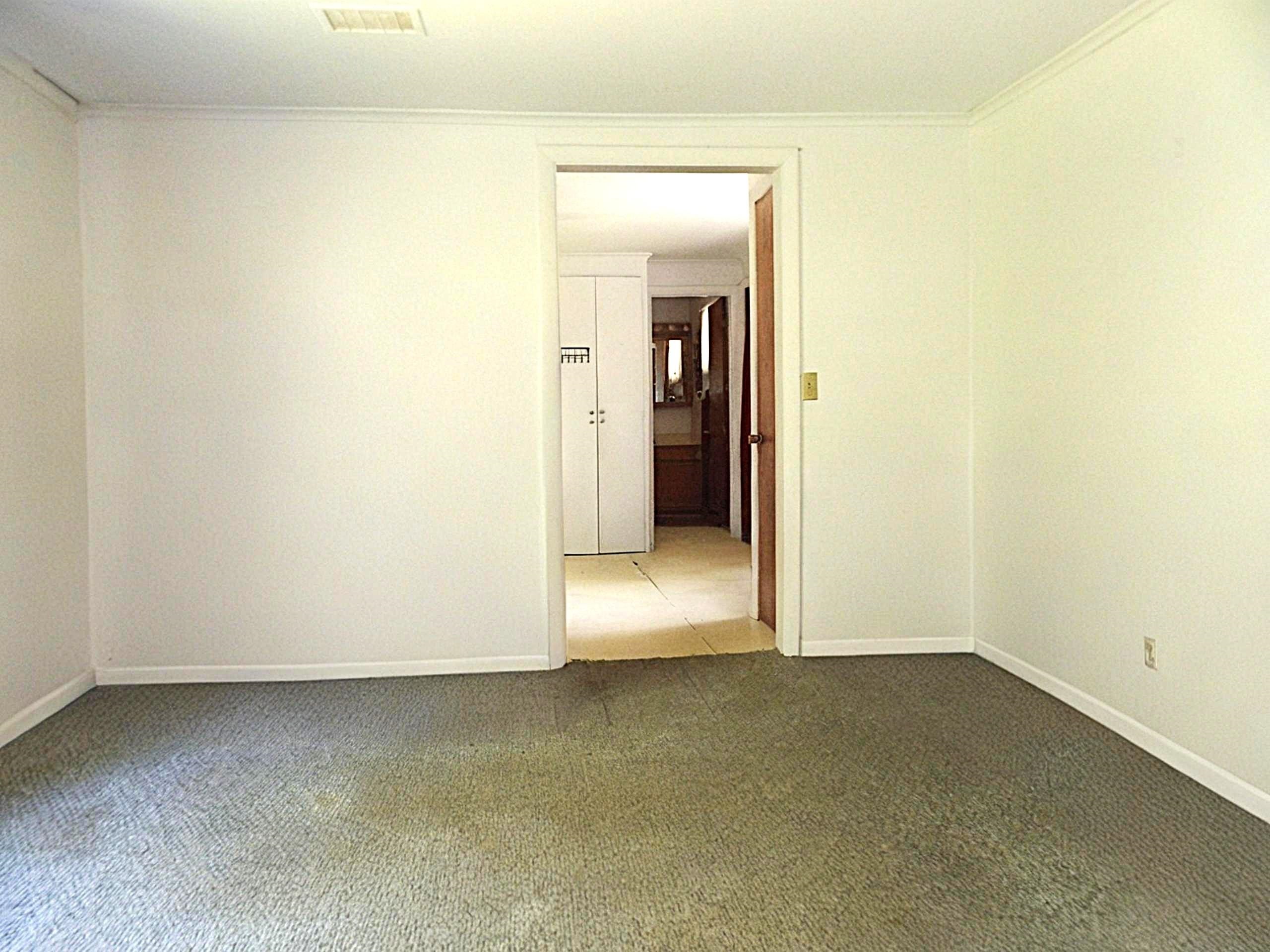 338 West Corinth Road Property Photo 15