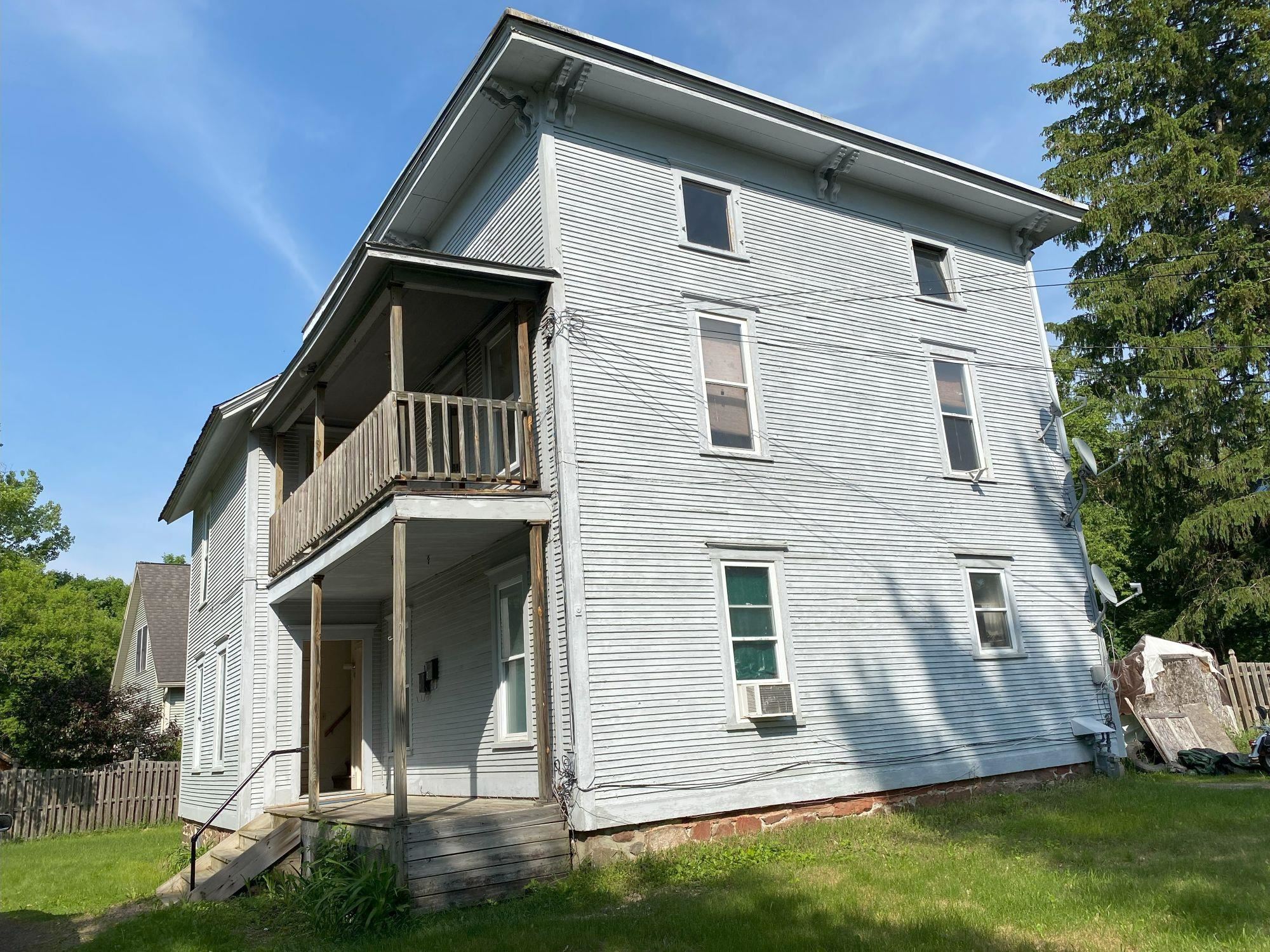 2 Arlington Street Property Photo 1
