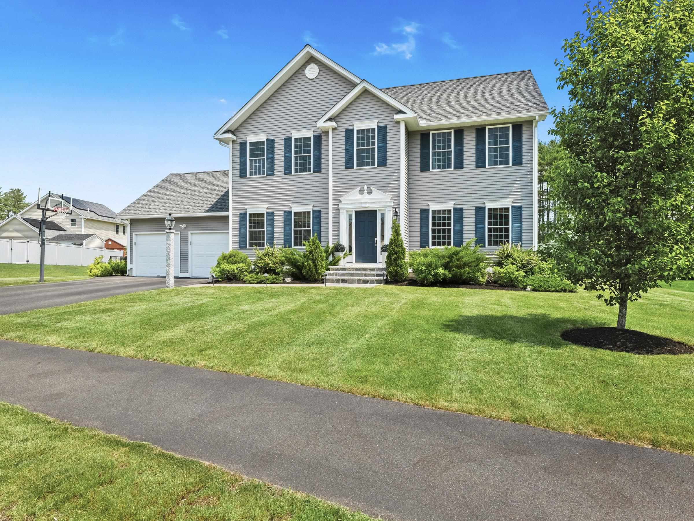 4 Bushel Court Property Photo 1