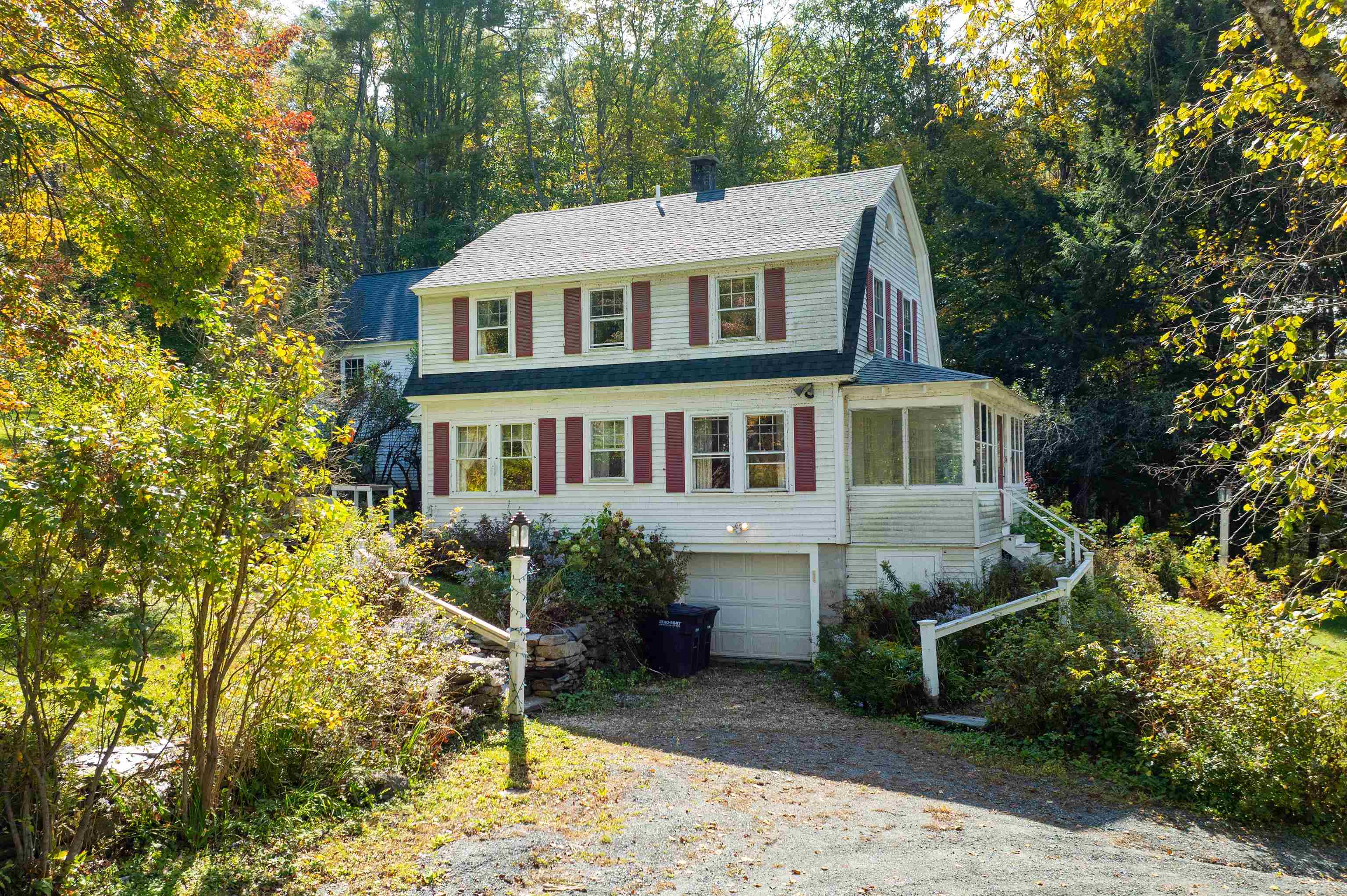 598 East Woodstock Road Property Photo 6