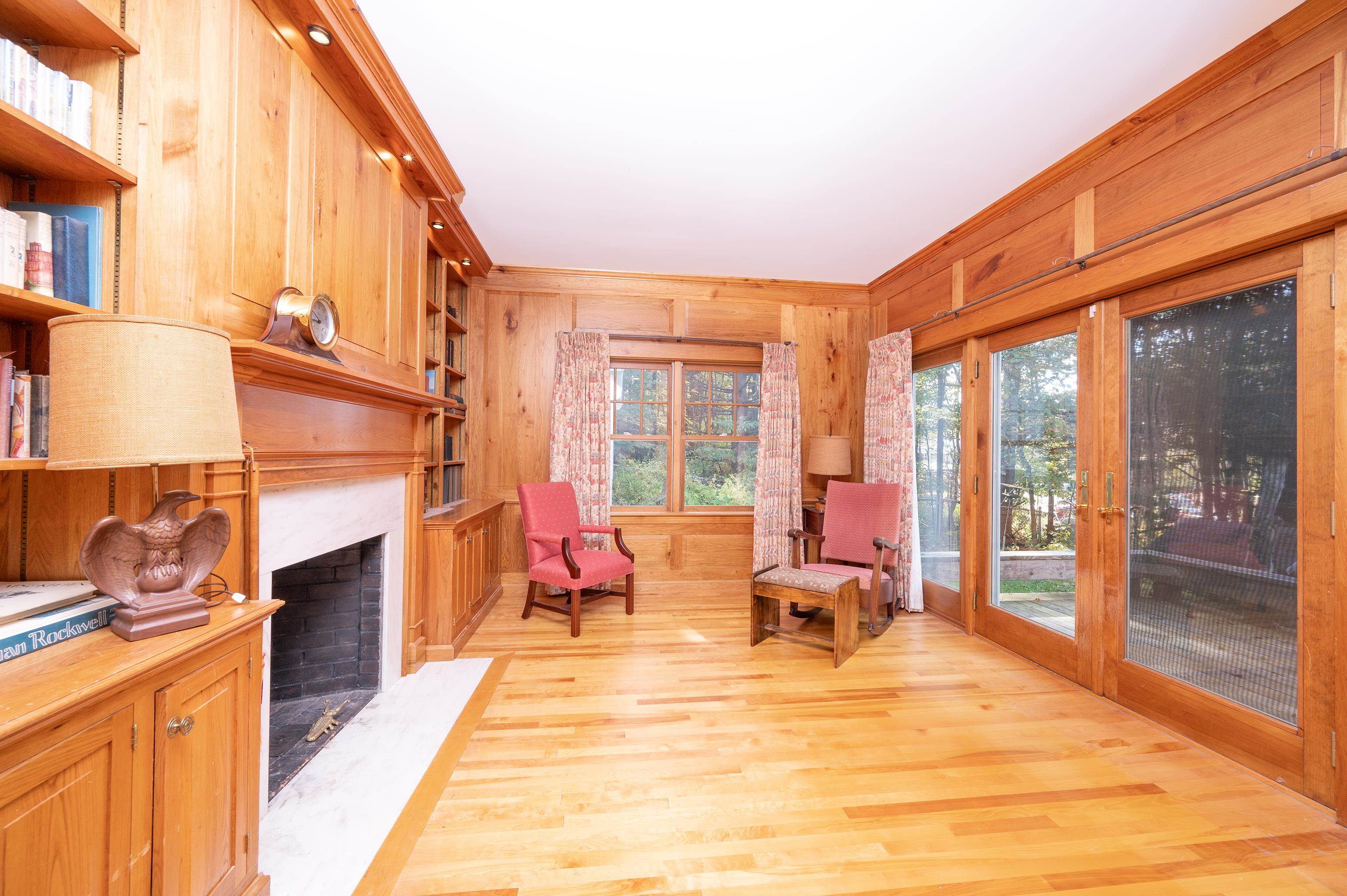 598 East Woodstock Road Property Photo 20