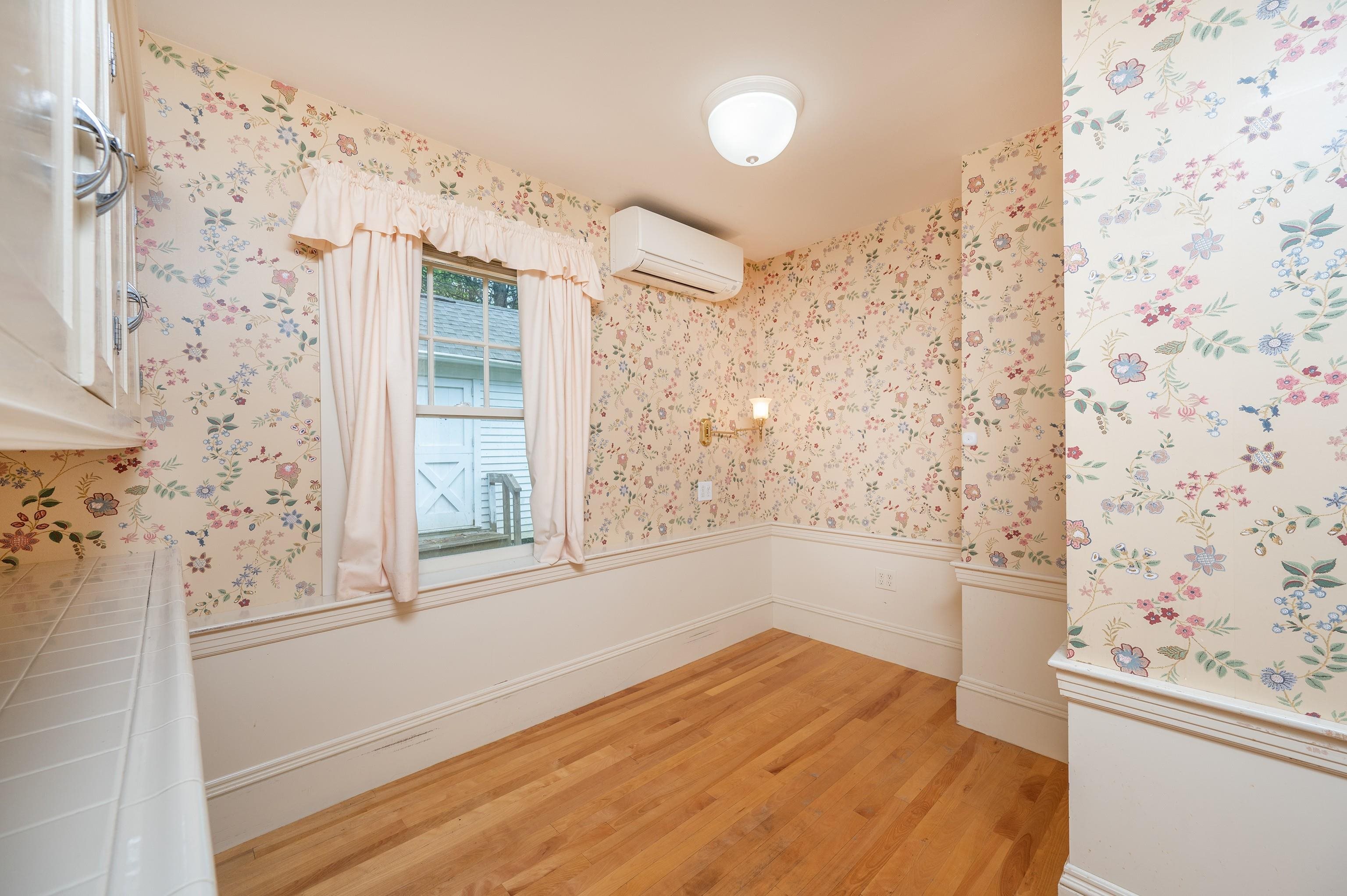 598 East Woodstock Road Property Photo 26