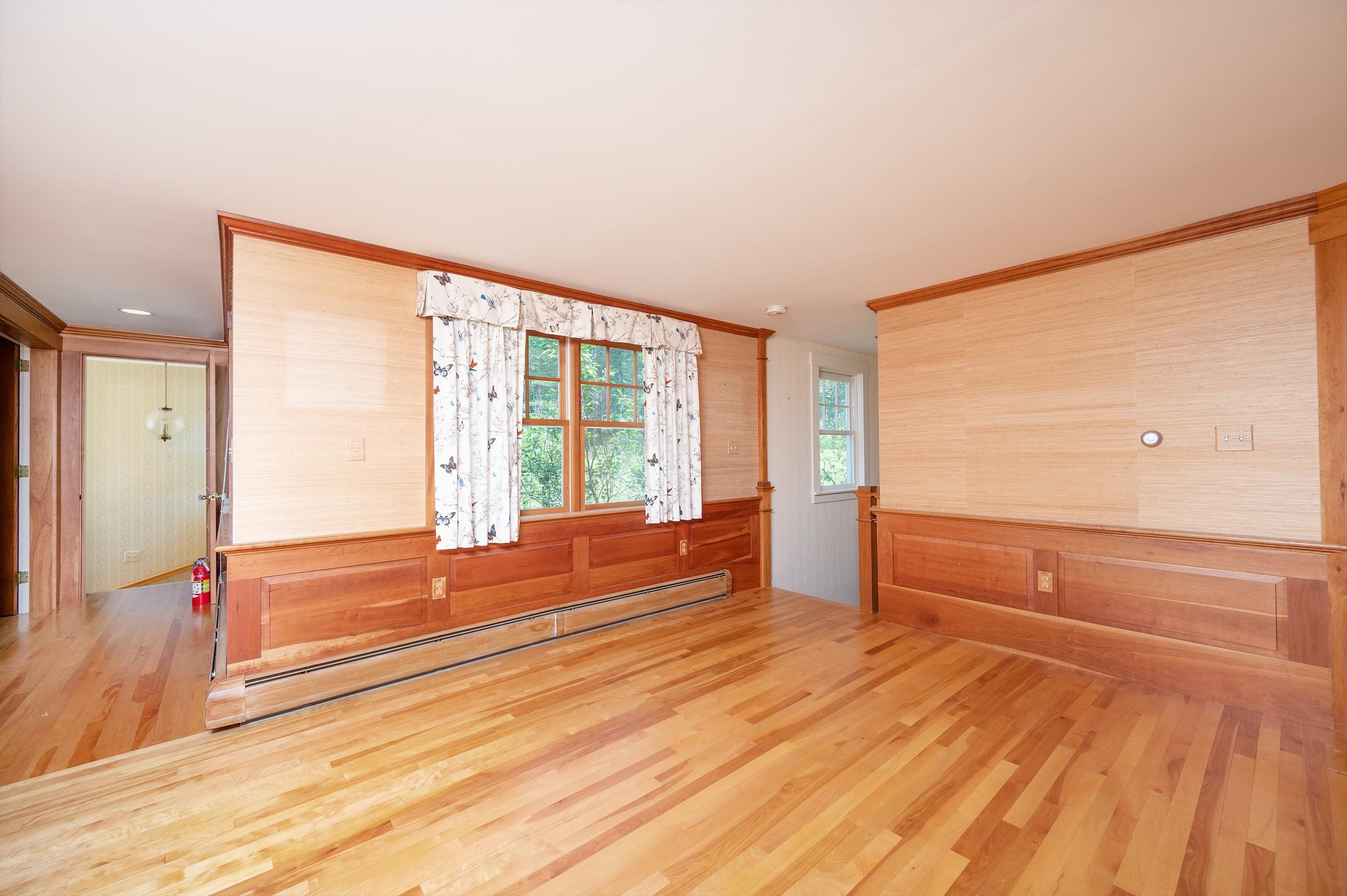 598 East Woodstock Road Property Photo 34