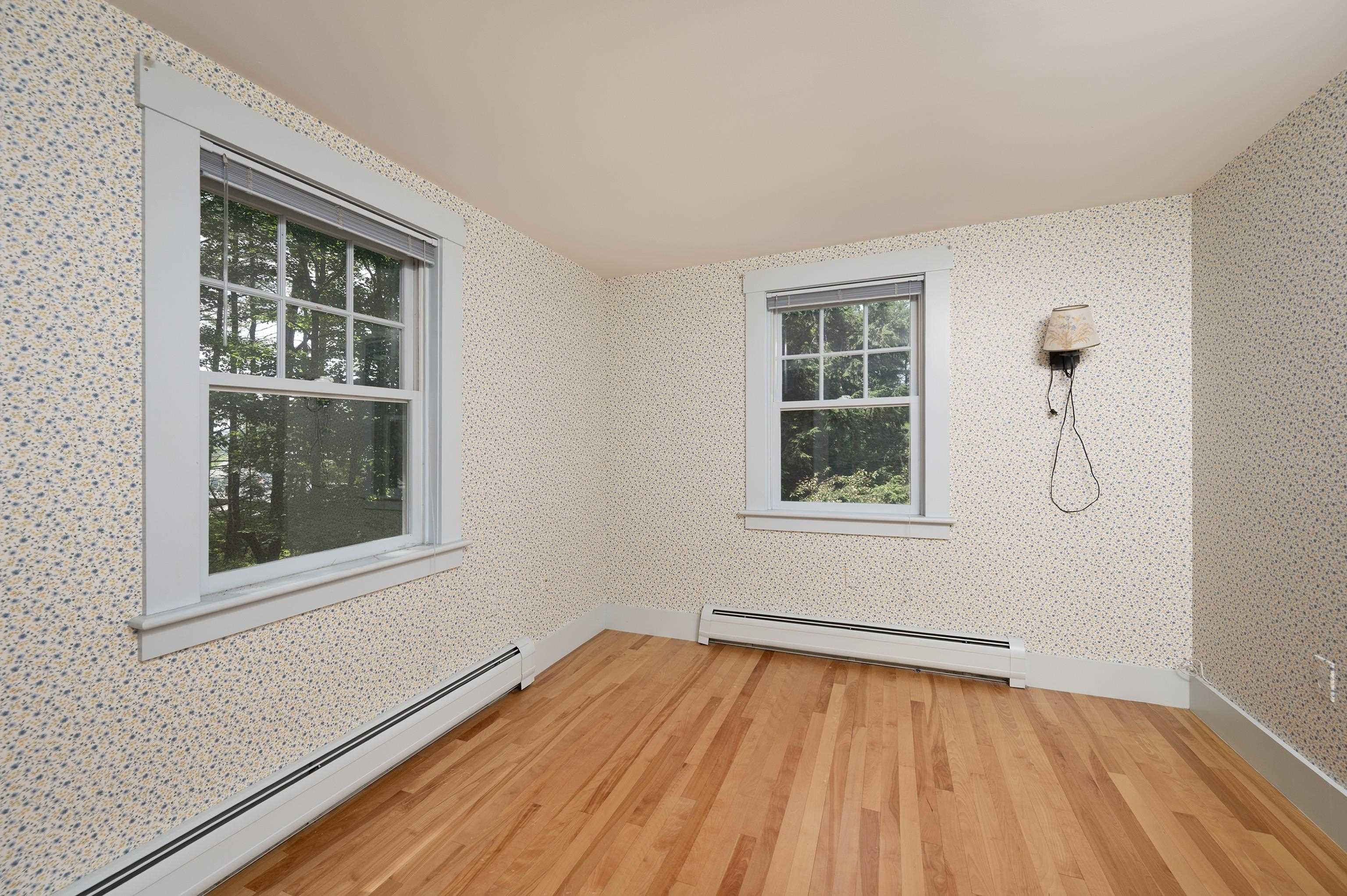 598 East Woodstock Road Property Photo 37