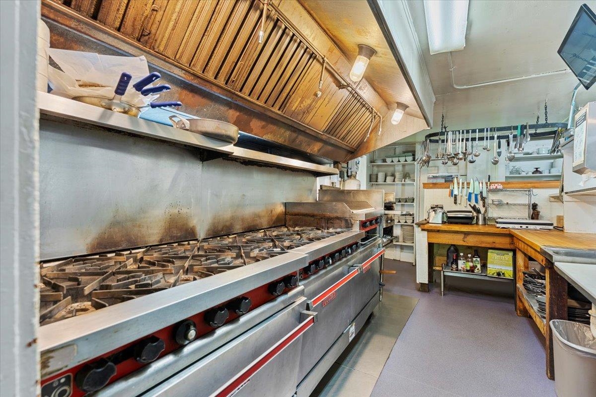 3888-3904 Vt Route 7a Property Photo 12