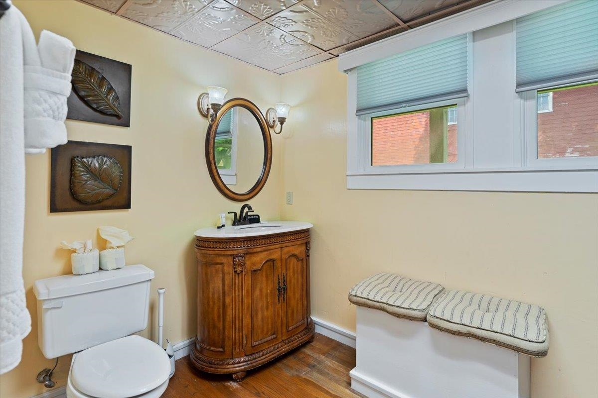 3888-3904 Vt Route 7a Property Photo 33