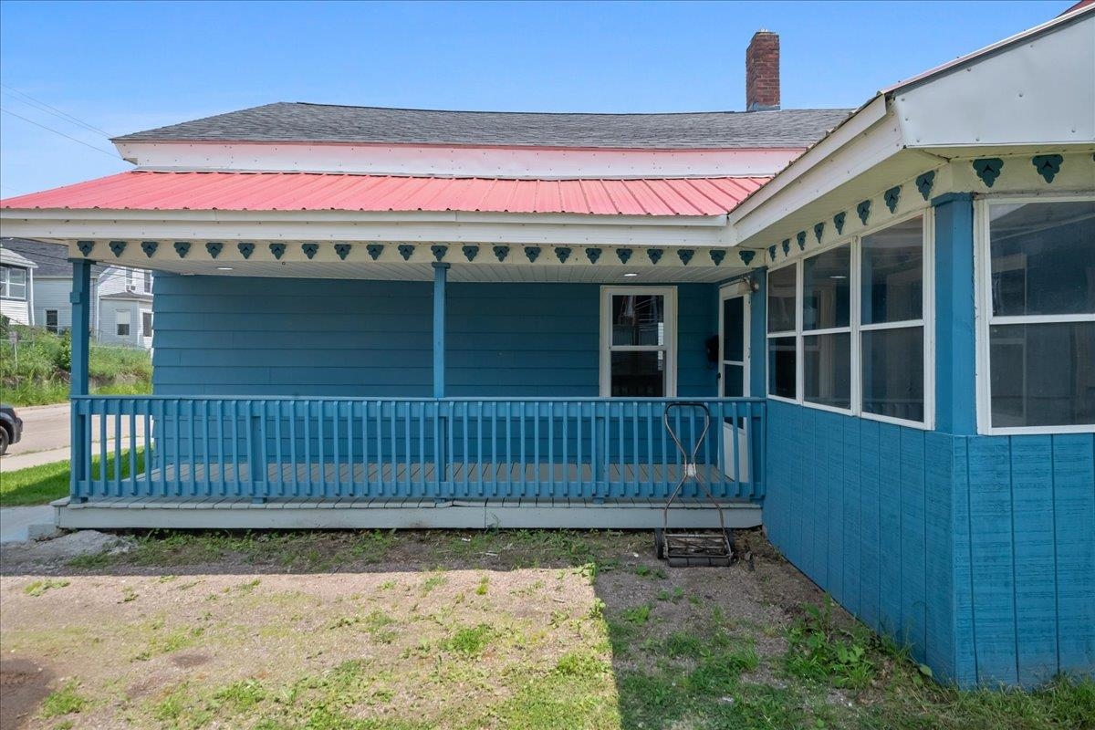 10 Lafountain Street Property Photo 3