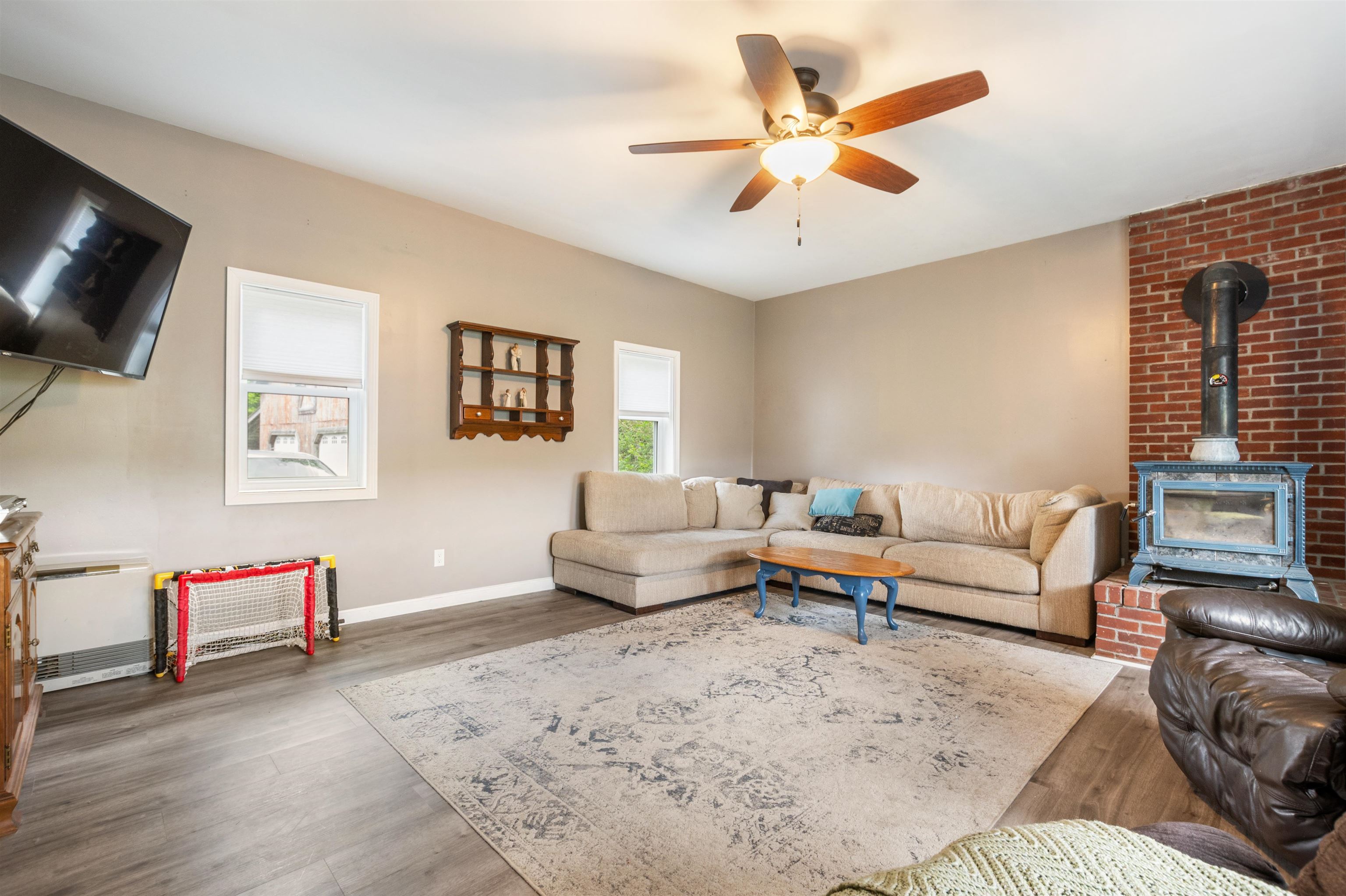 1329 W Hill Road Property Photo 6