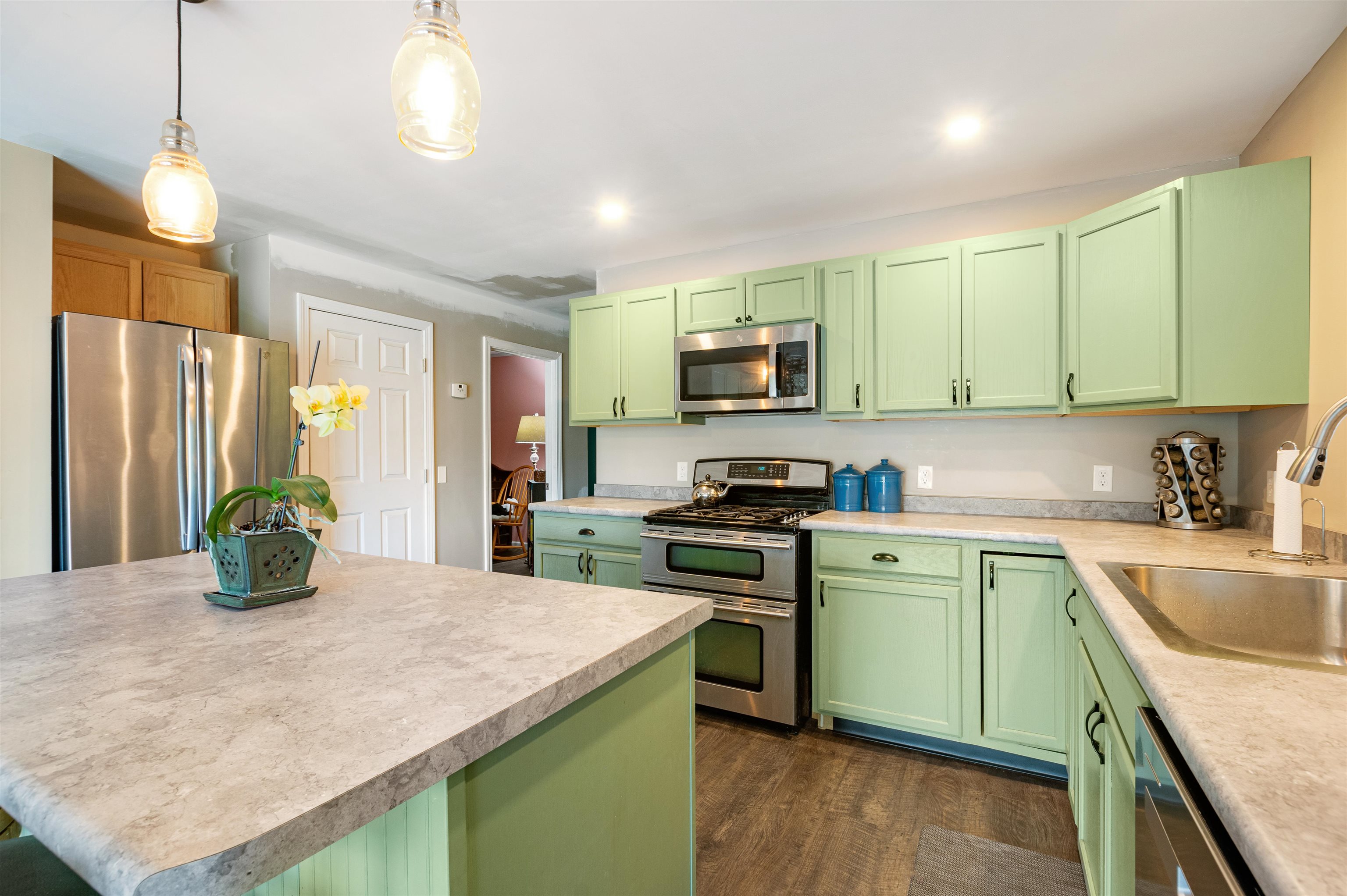 1329 W Hill Road Property Photo 21
