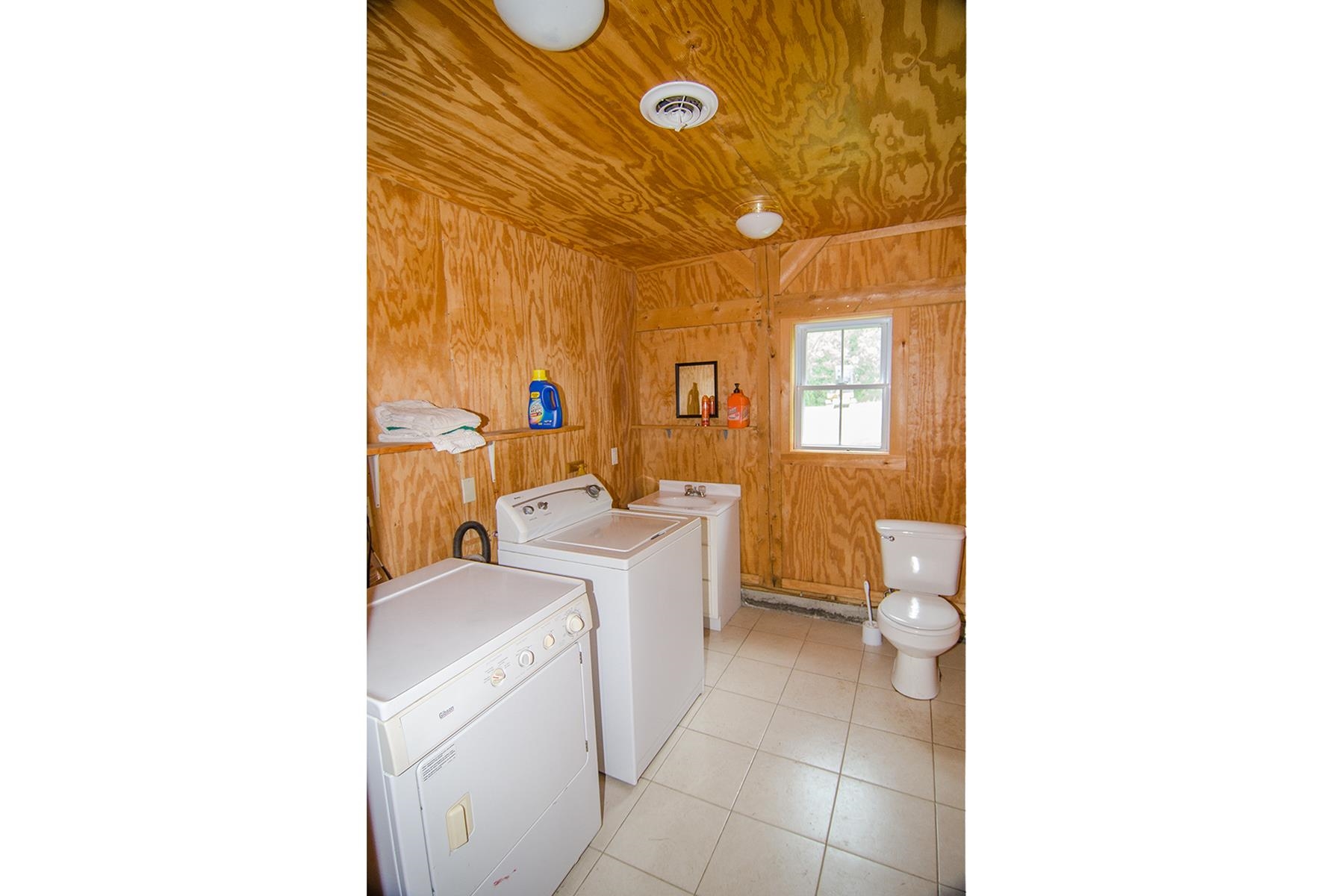 535 Mead Hill Road Property Photo 20