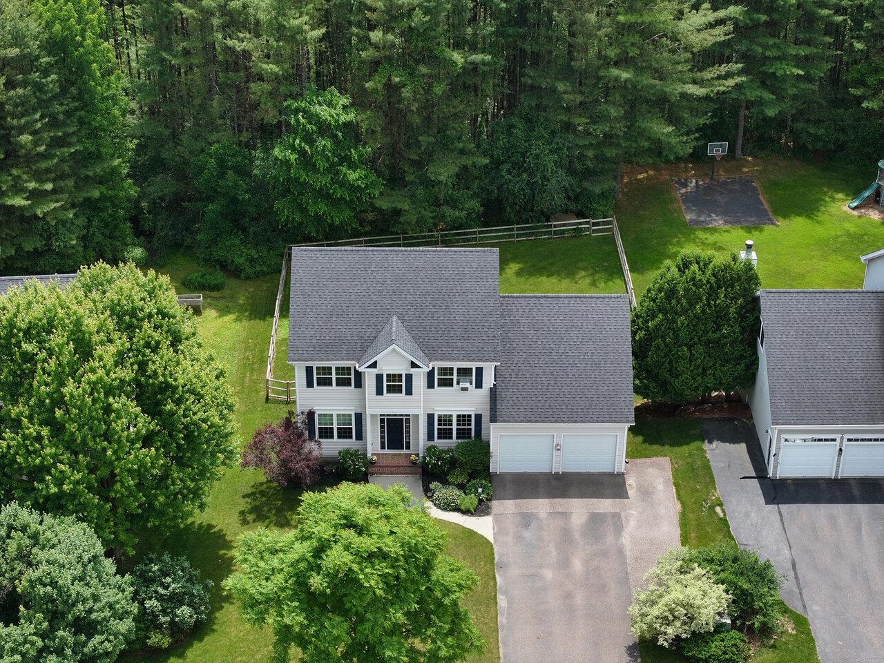 343 Cobblestone Circle Property Photo 1