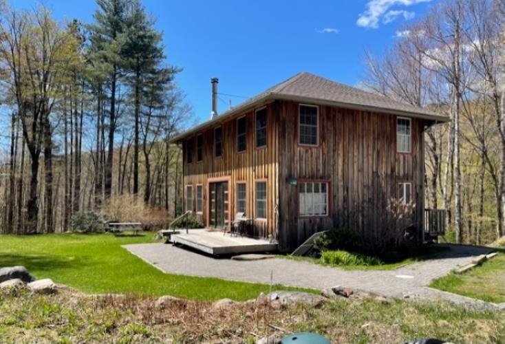 1874 Notch Road Property Photo 1
