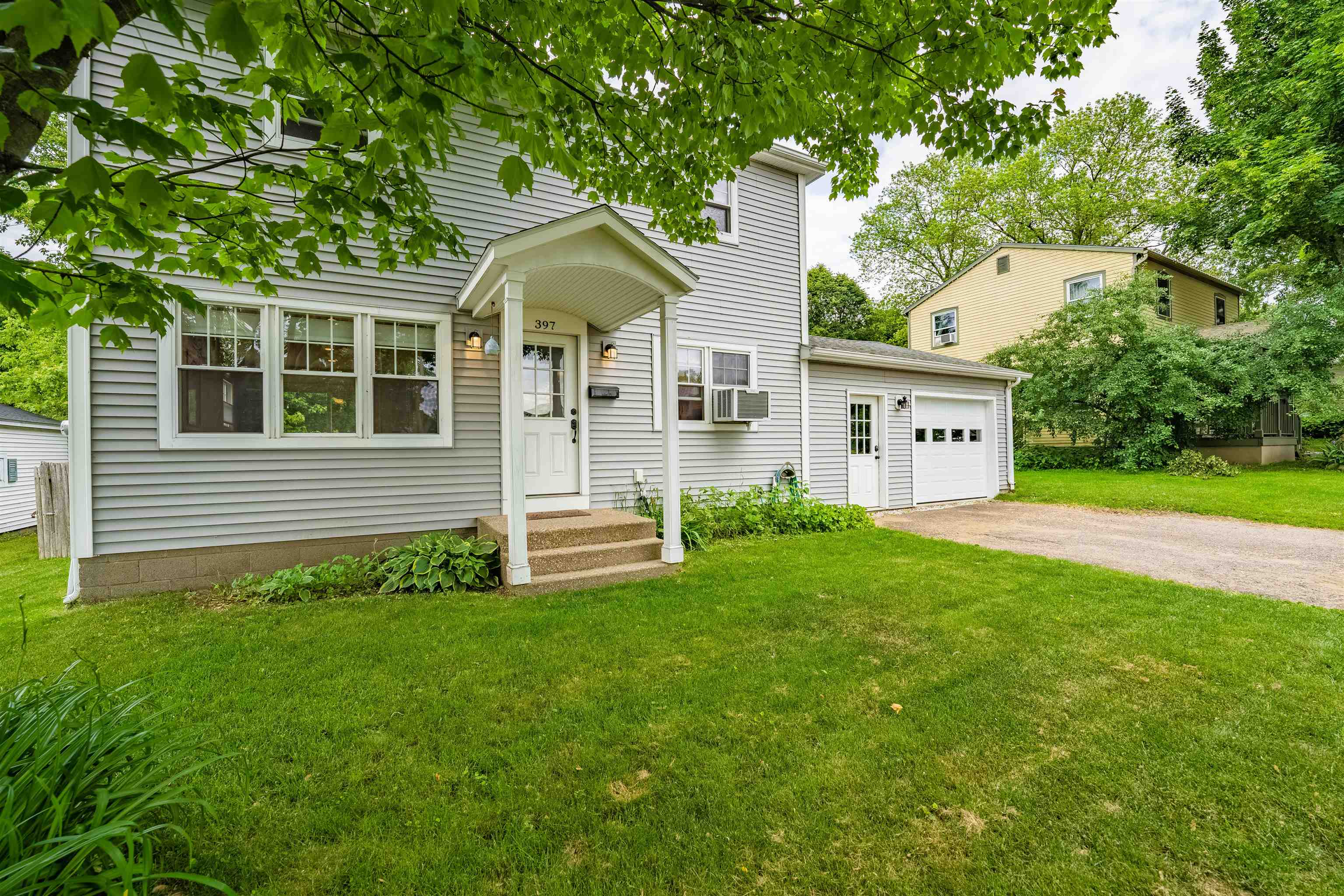 397 Ethan Allen Parkway Property Photo 1