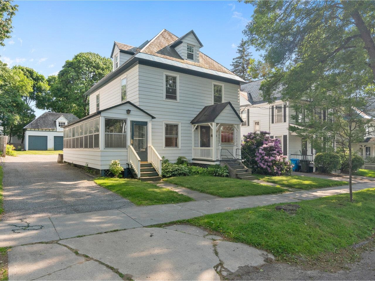 159 Loomis Street Property Photo 1