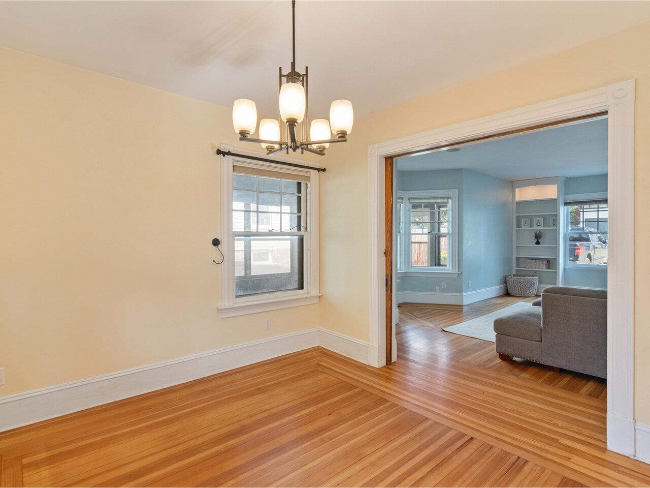 159 Loomis Street Property Photo 11