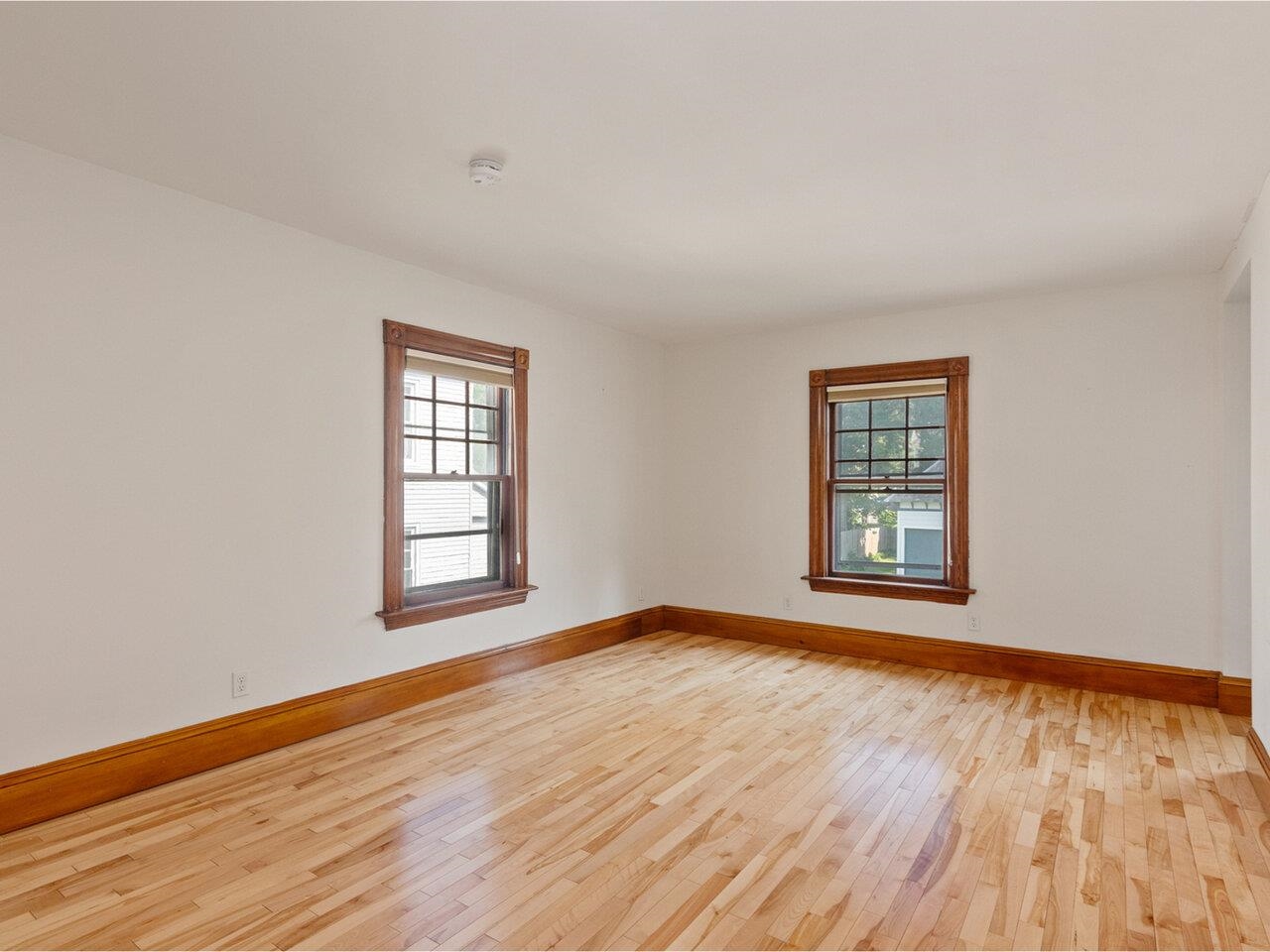 159 Loomis Street Property Photo 16