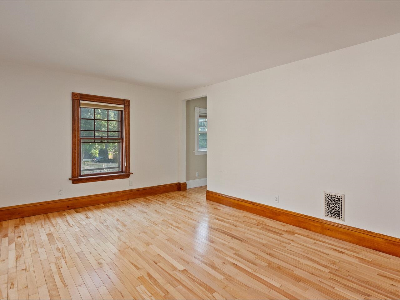 159 Loomis Street Property Photo 18