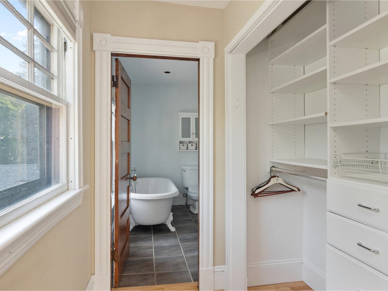 159 Loomis Street Property Photo 20