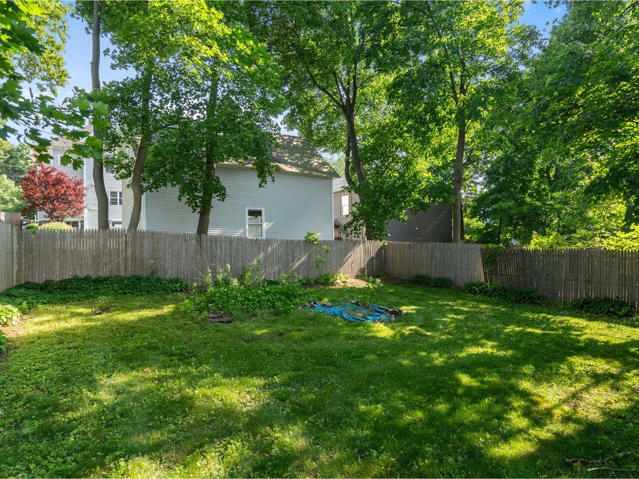 159 Loomis Street Property Photo 34