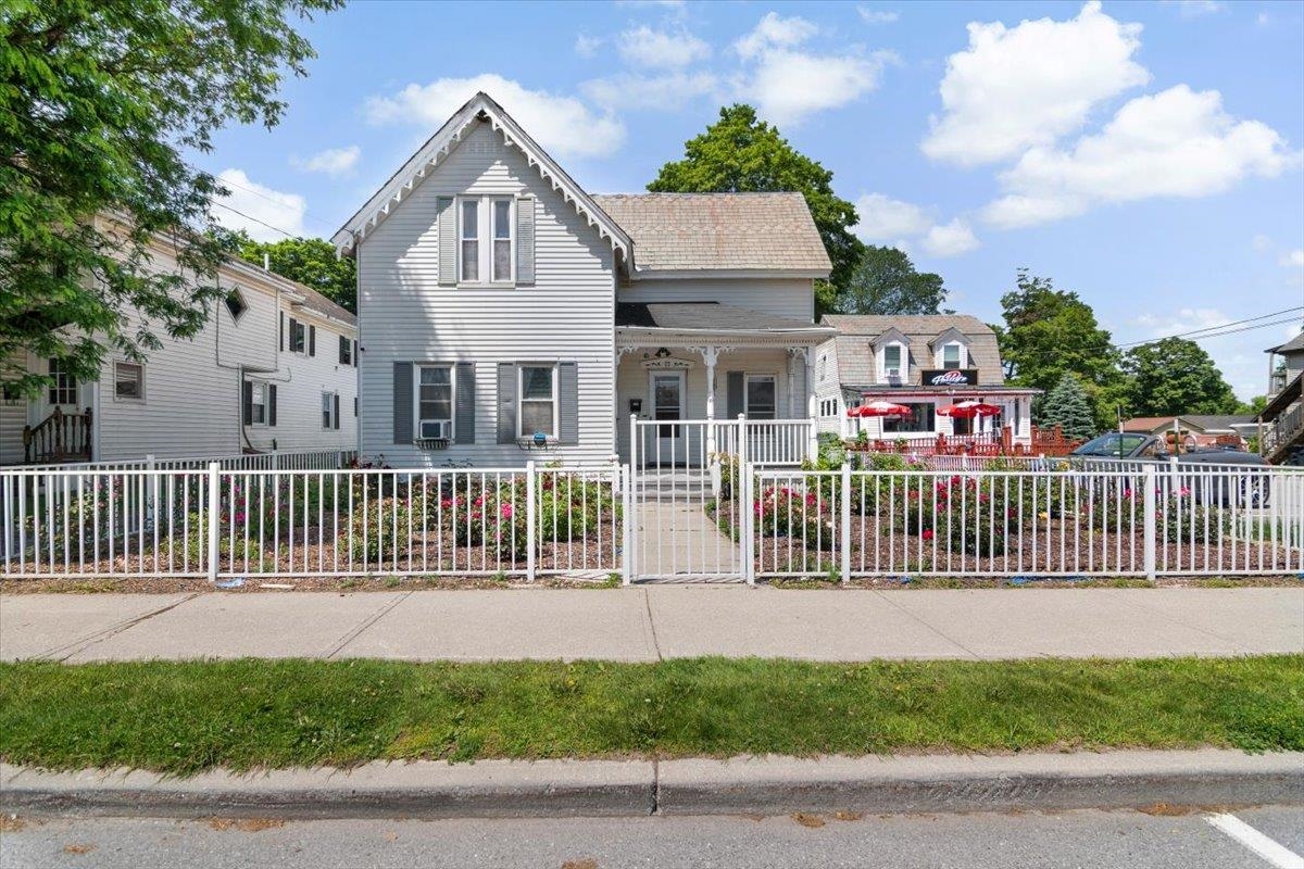 226 North Street Property Photo 1